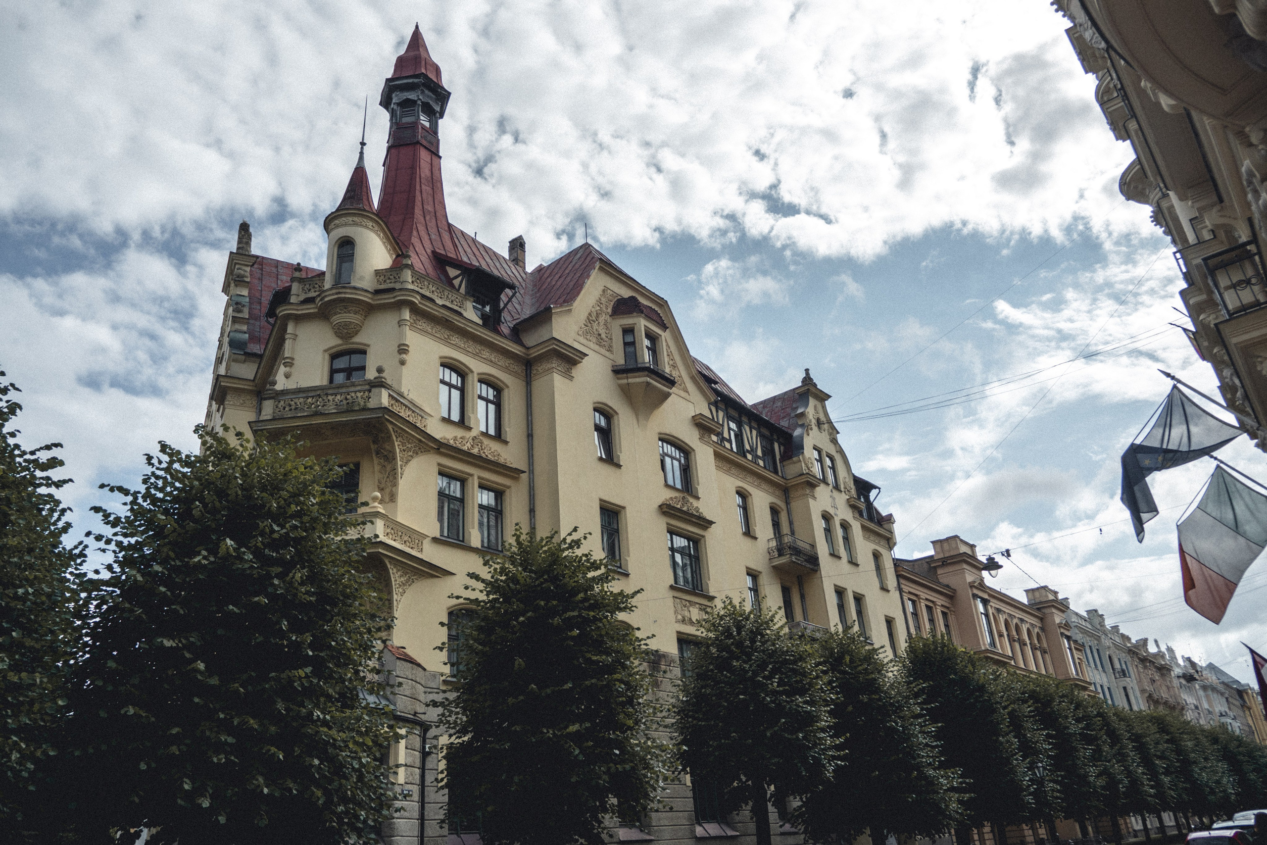 Voyage à Riga. Photographe sur Cote d’Azur. Portraits de familles, couples, enfants, événements