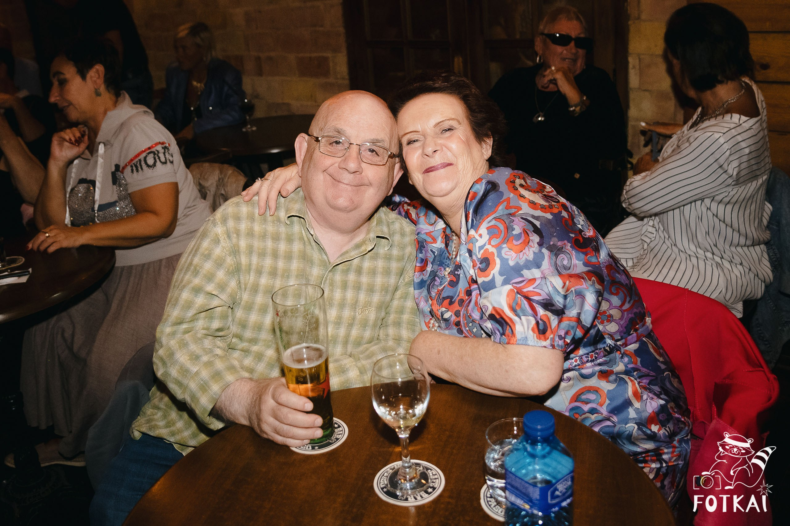 Фоторепортаж JAM Night в El Paso Bar, Torrevieja — живая музыка и атмосфера Коста-Бланки | FOTKAI