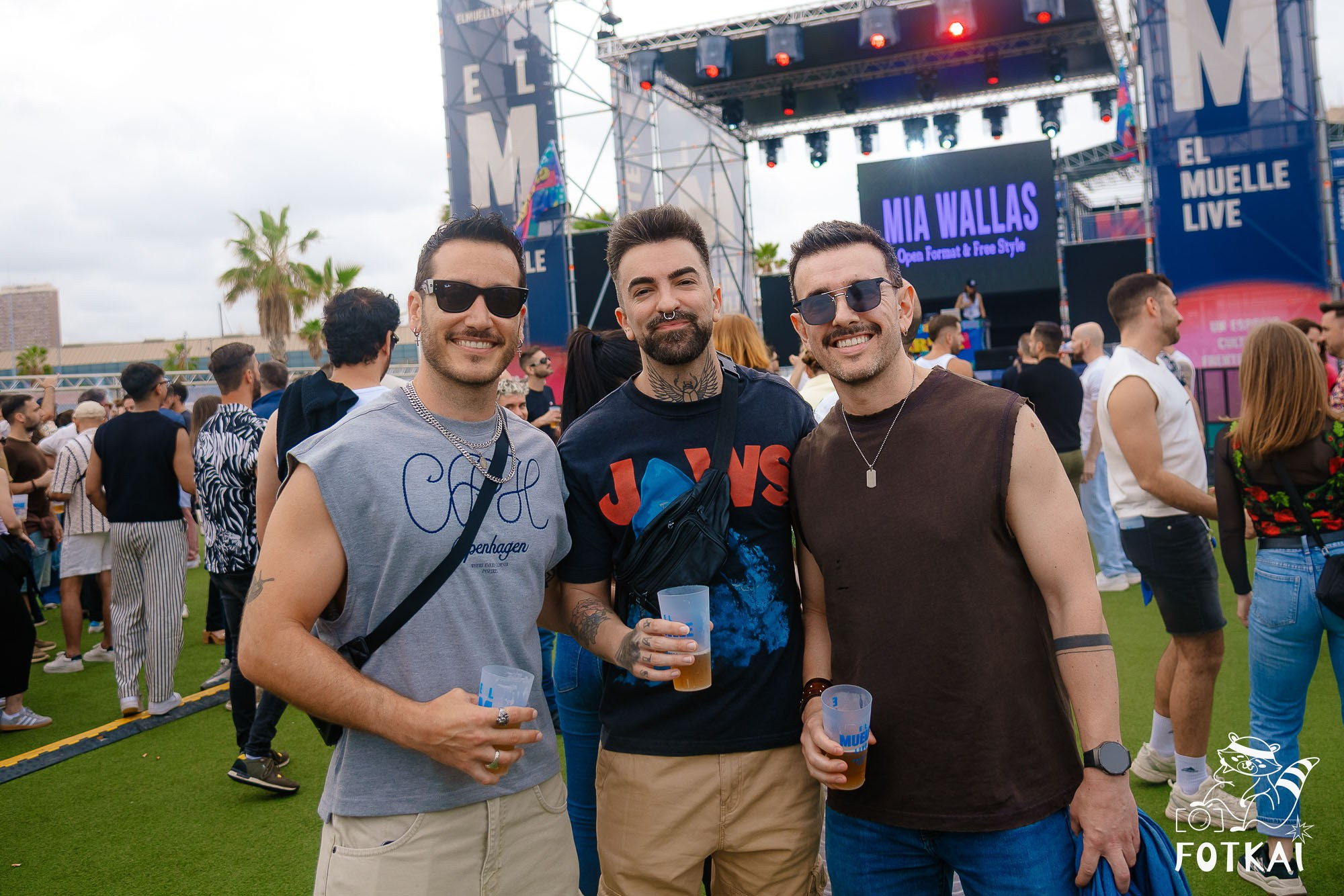 Cariña La Fiesta 2.0 — Fotos del evento en El Muelle Live, Alicante, 2026 | FOTKAI