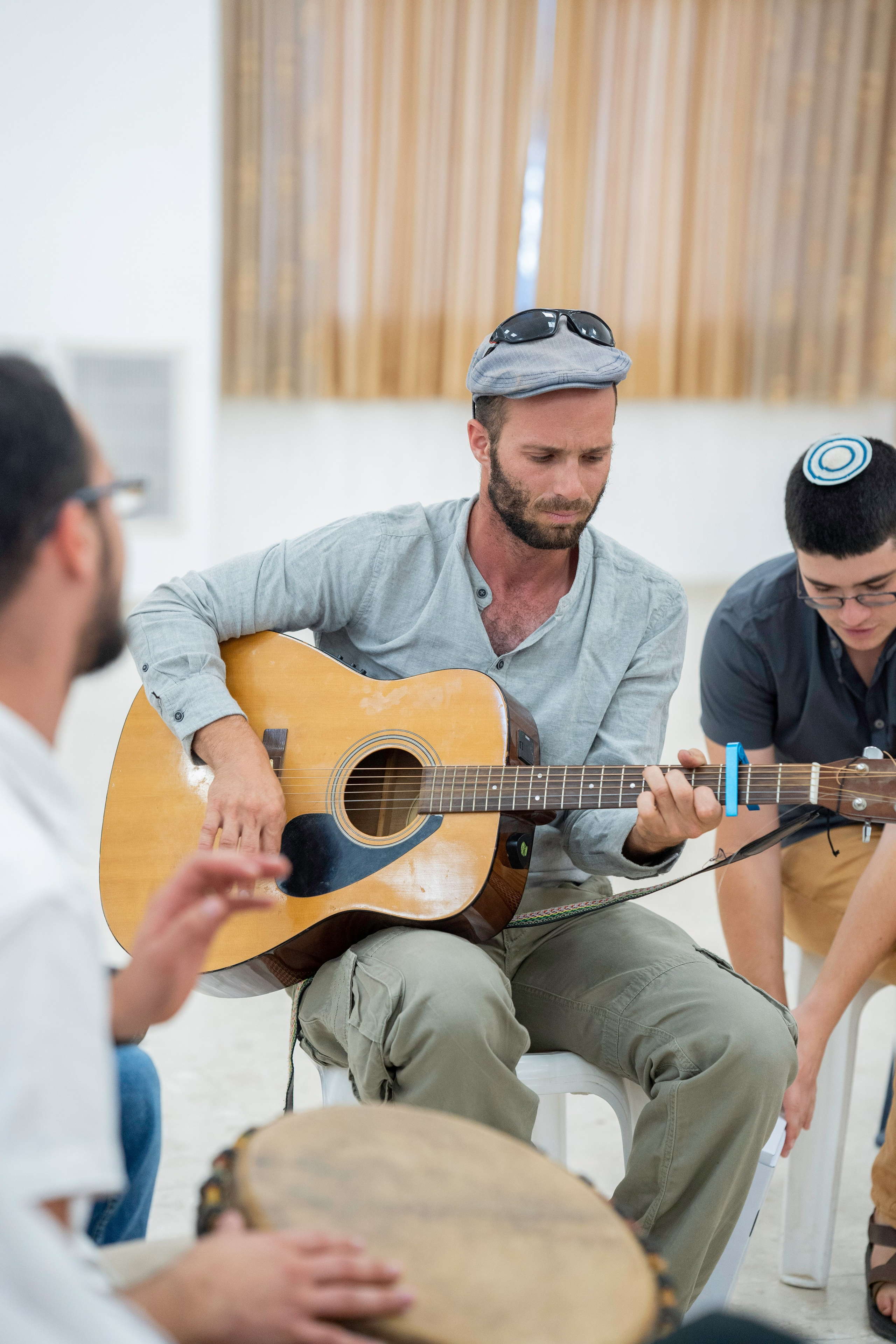 הברית של יוסף וחנה. יוסף מזרחי צילום חתונה, ברית וזוגיות. צלם מקצועי שאוהב להוציא אתכם הכי יפים ברגעים הכי מרגשים