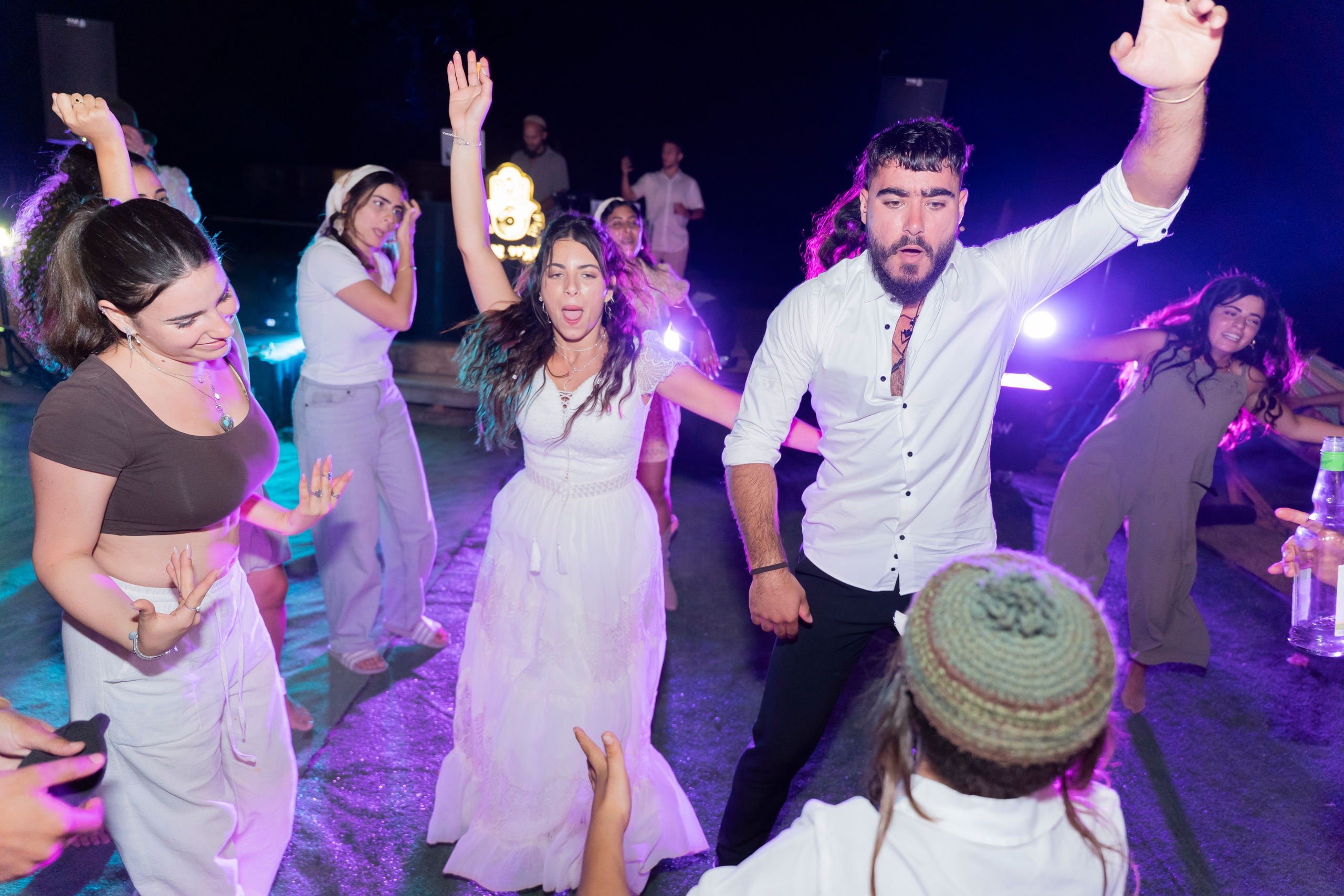 אביה ואחיה. יוסף מזרחי צילום חתונה, ברית וזוגיות. צלם מקצועי שאוהב להוציא אתכם הכי יפים ברגעים הכי מרגשים