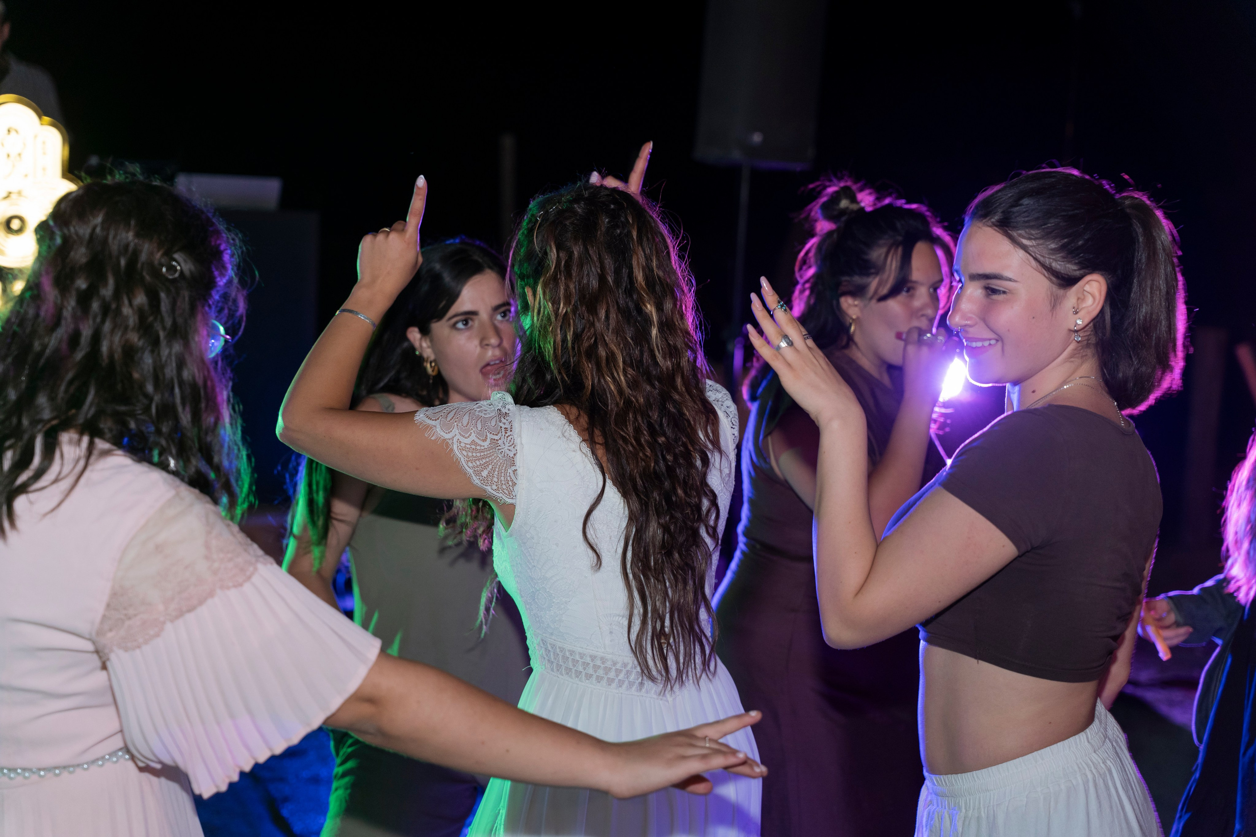 אביה ואחיה. יוסף מזרחי צילום חתונה, ברית וזוגיות. צלם מקצועי שאוהב להוציא אתכם הכי יפים ברגעים הכי מרגשים