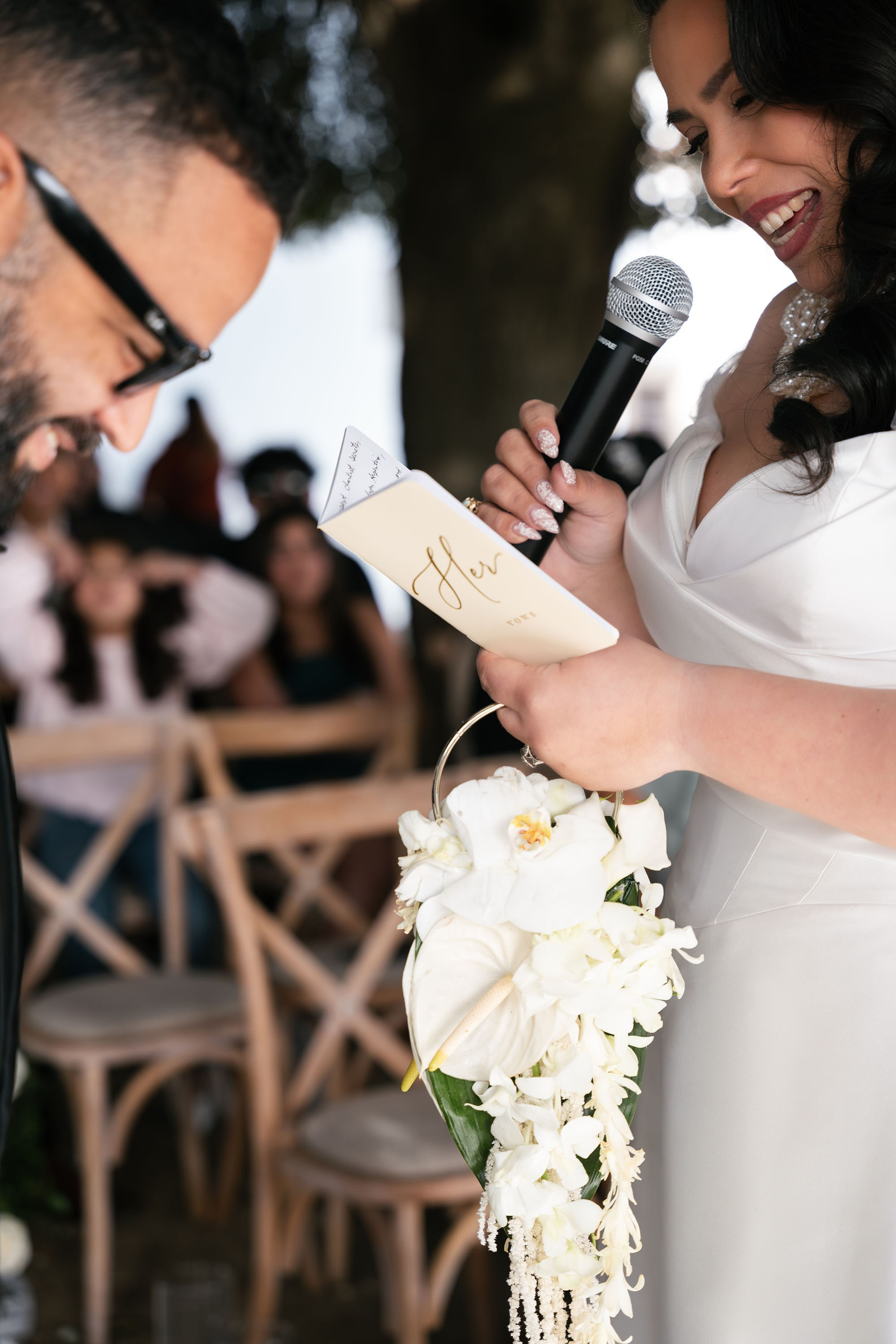 Donielle and Edwin. Fotógrafos de bodas de destino y creadores de contenido con base en España