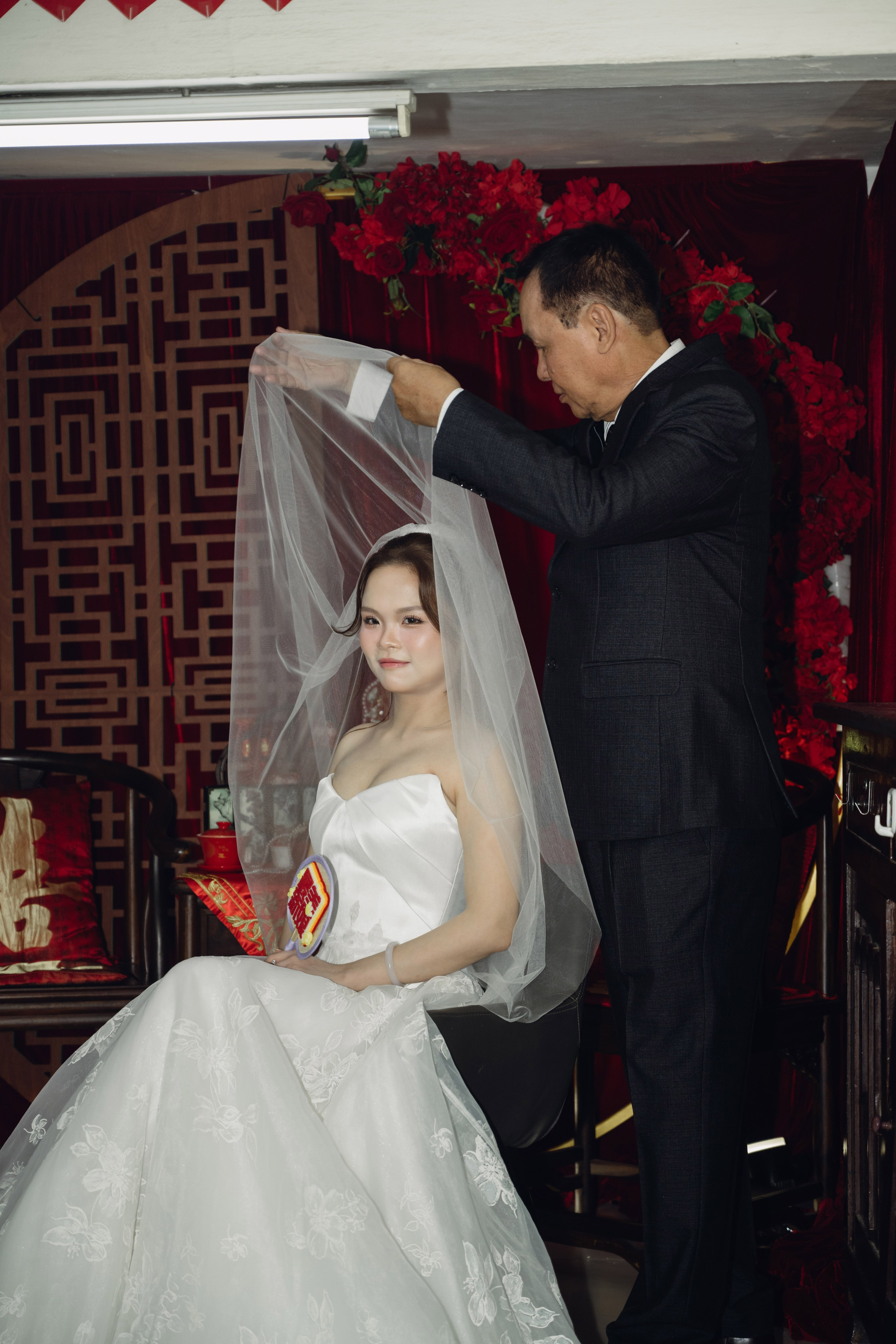 Zhang + Dinh | Photojournalism. BenColor Studio