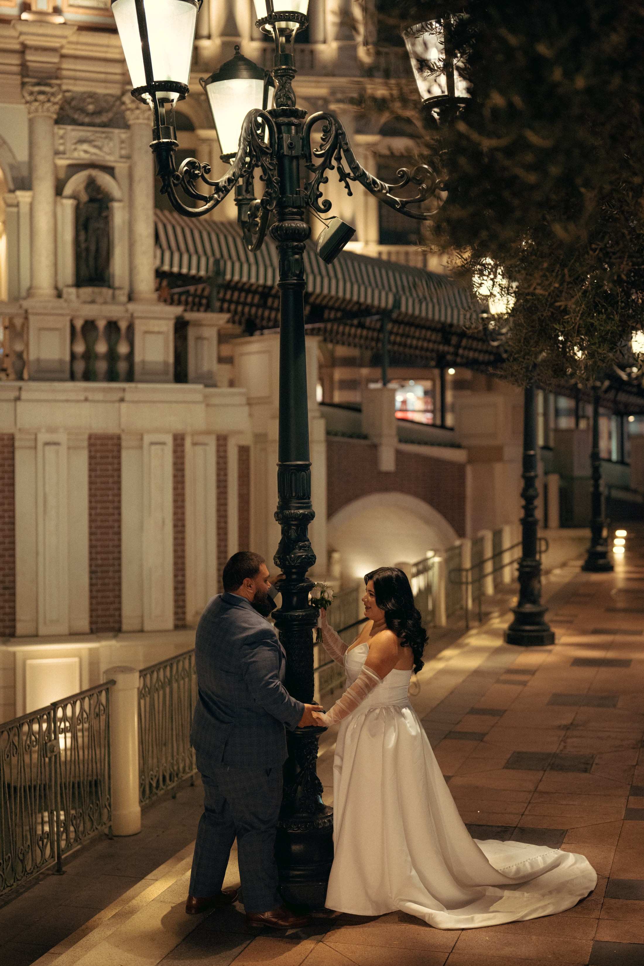 Miriam&Tino. Wedding & elopement photographer Viktoriya Kravtsov. Las Vegas