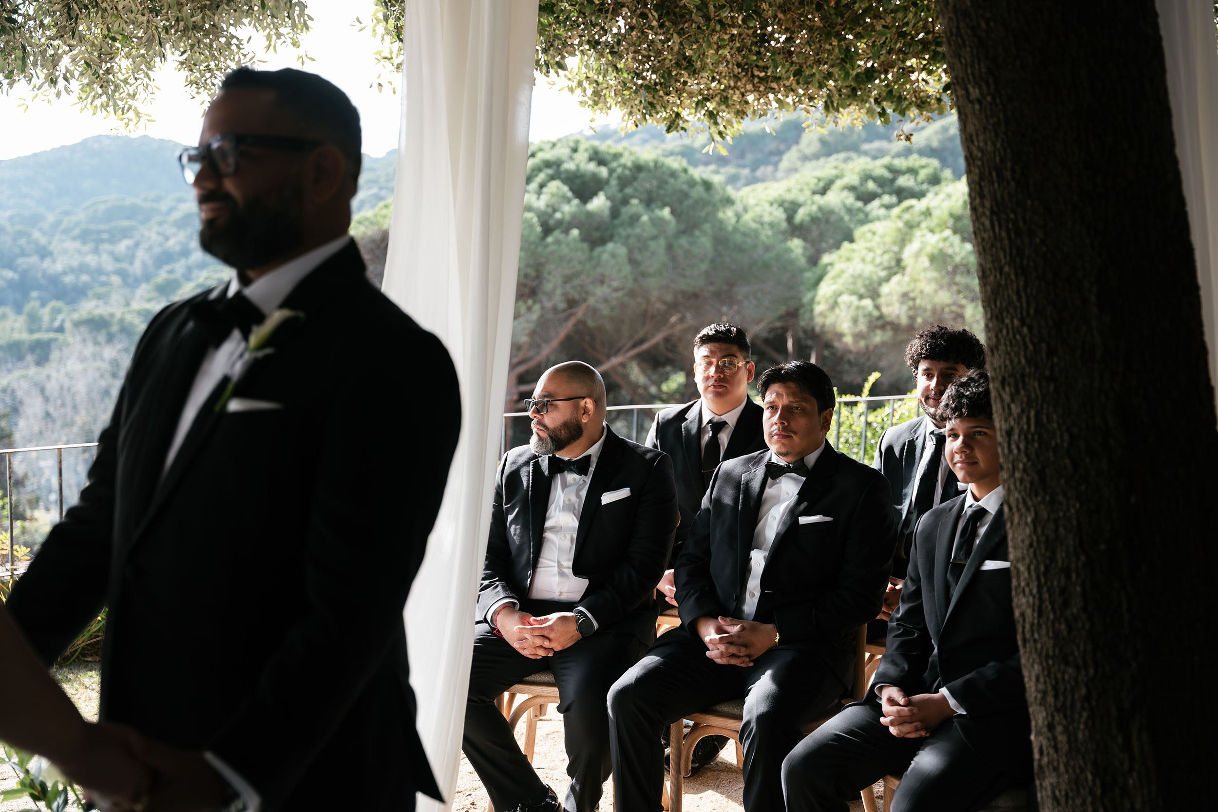 Donielle and Edwin. Fotógrafos de bodas de destino y creadores de contenido con base en España