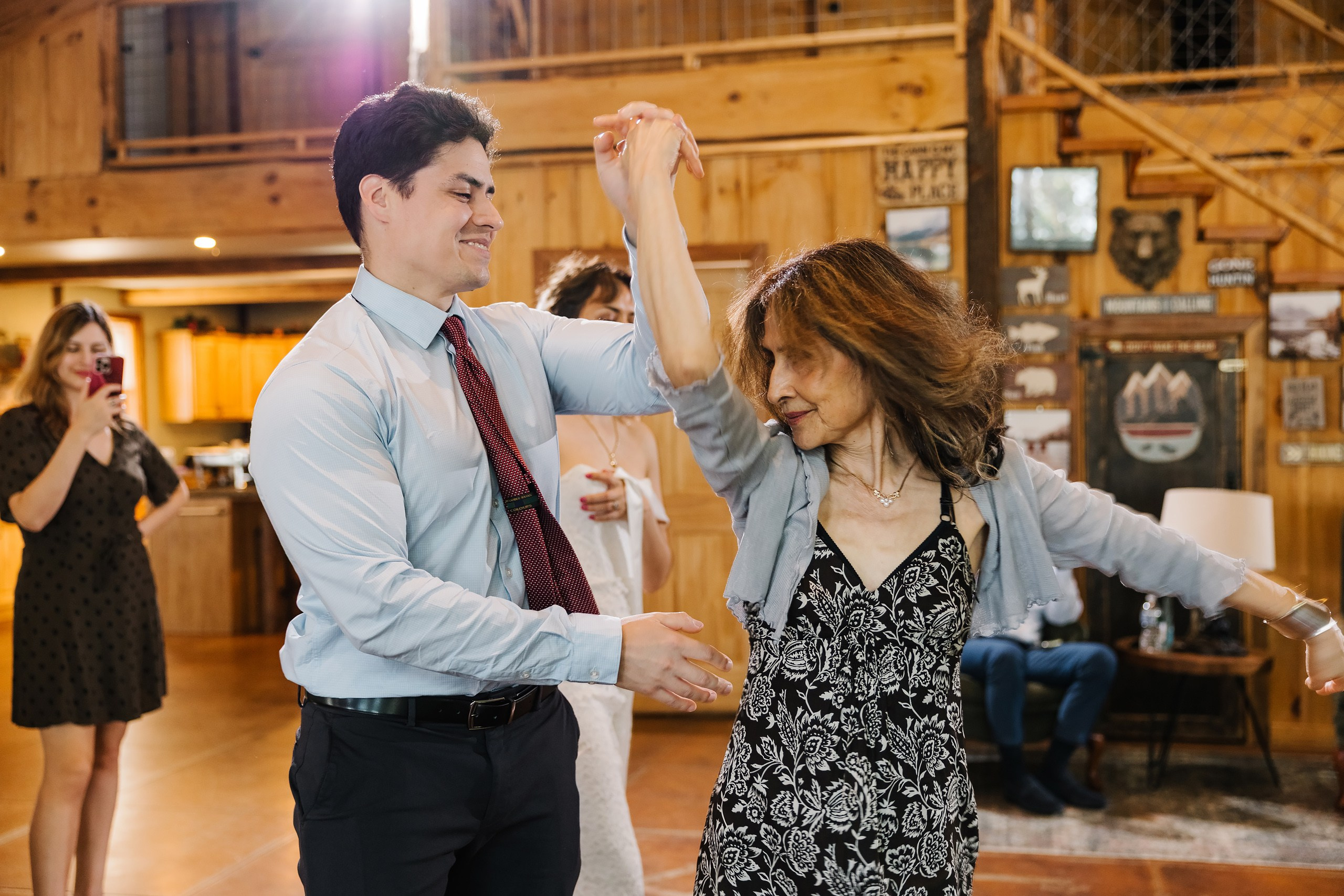 07.12.2025 Wedding. Wedding family event photographer in Chicago Nick Yushevich