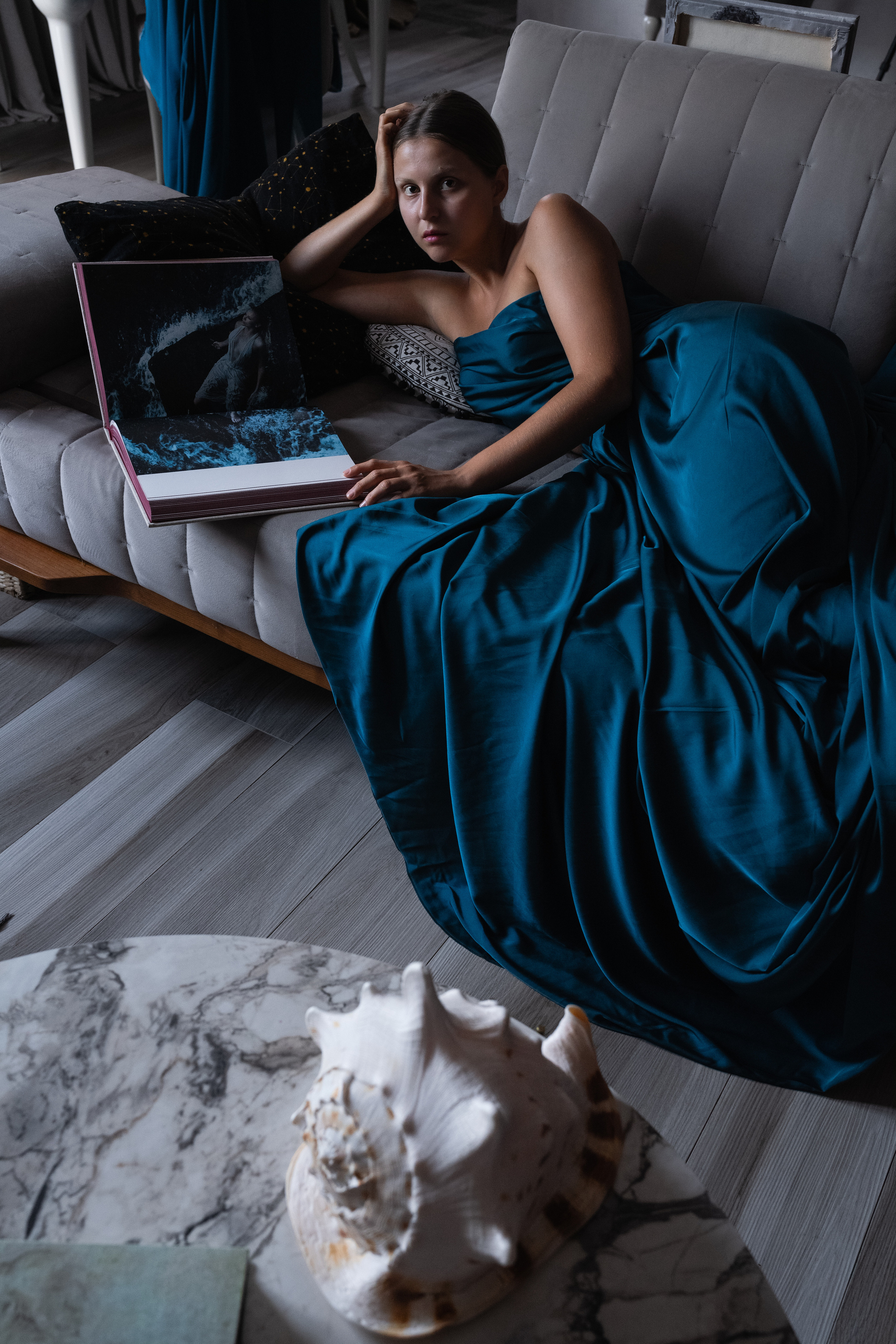 Blue dress. Ekaterina Verbitskaya. Photography