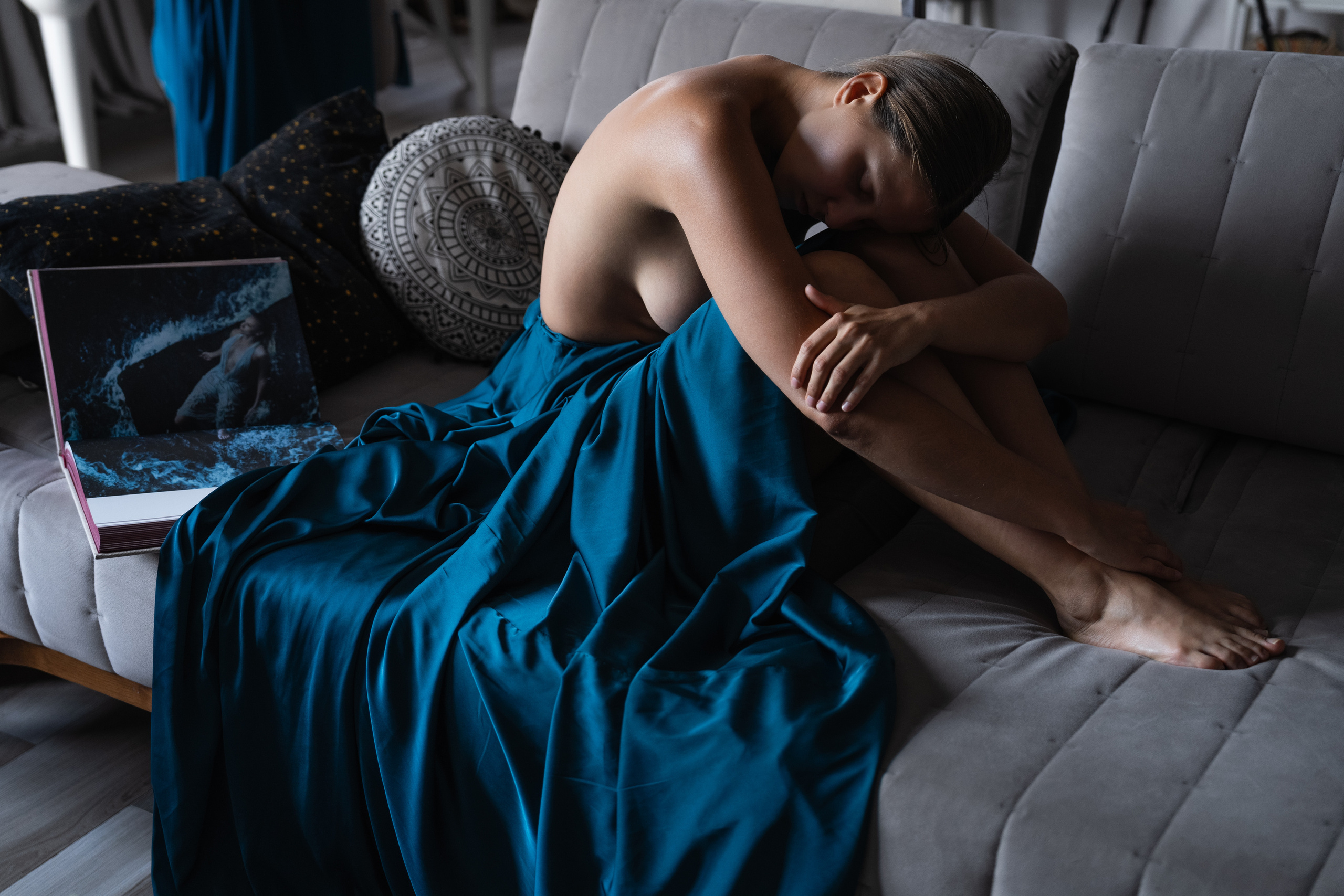 Blue dress. Ekaterina Verbitskaya. Photography