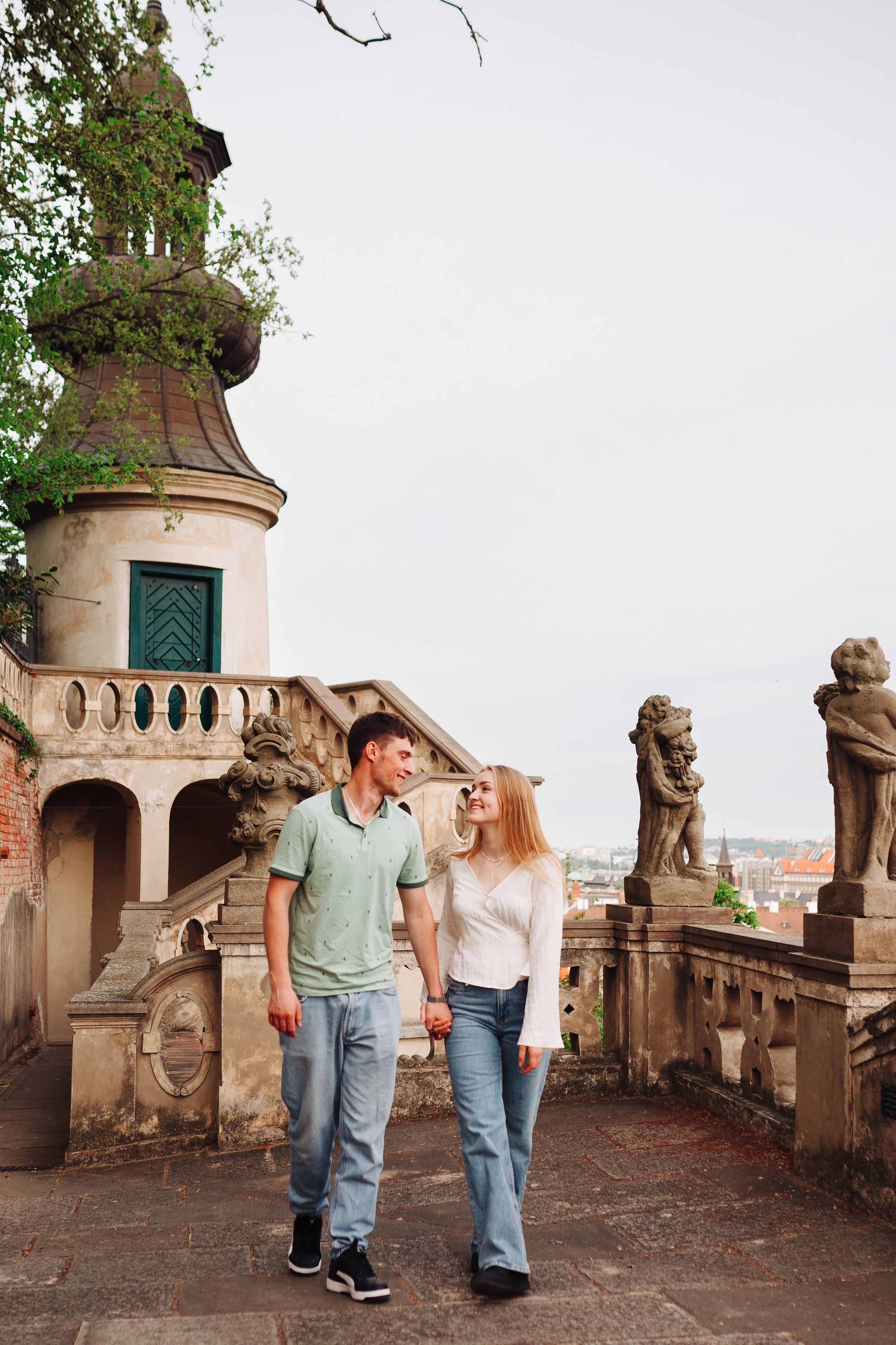 Alicja & Anton. Photographer in Prague for tourists