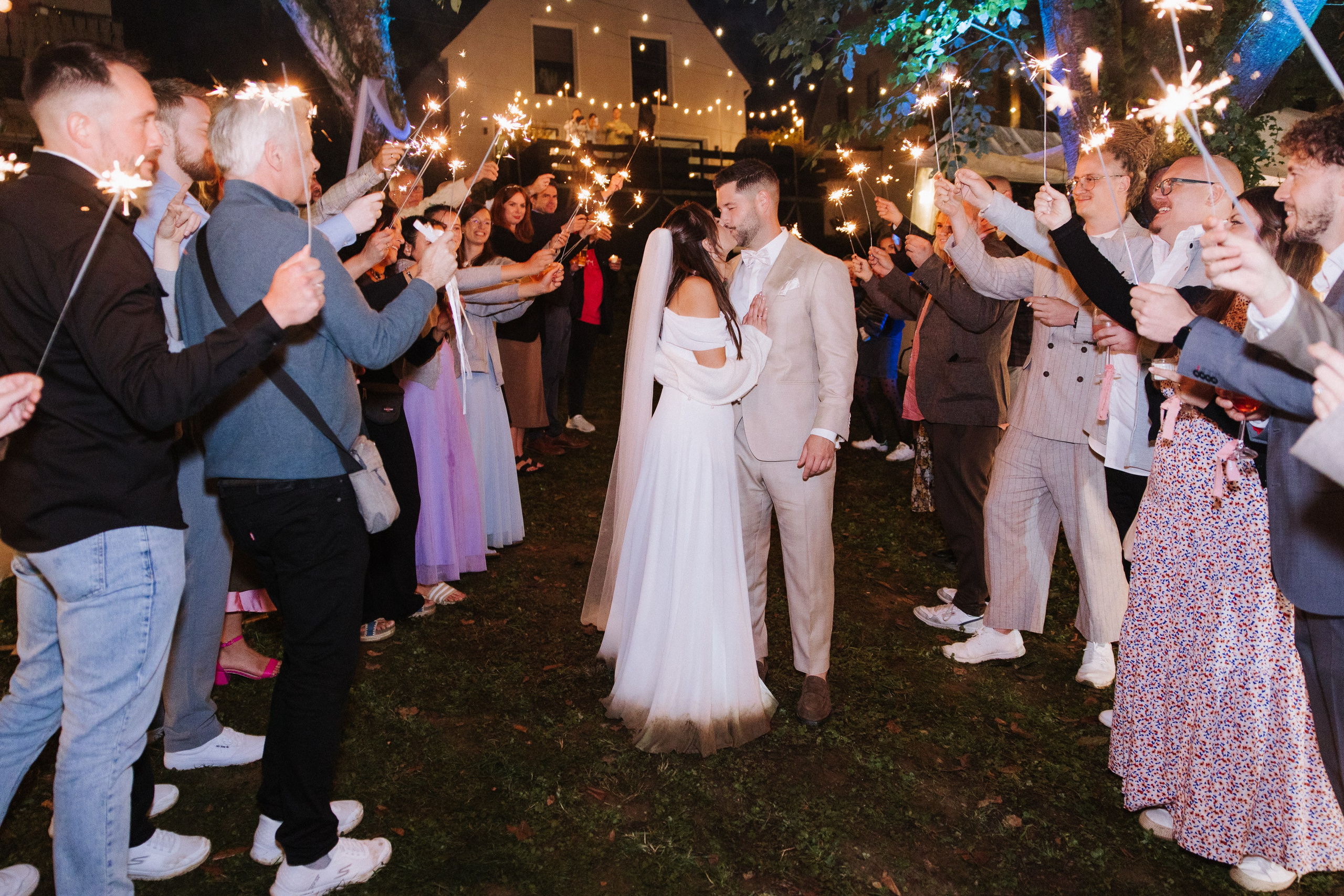 Gruppenfotos auf der Hochzeit: Tipps für authentische Erinnerungen