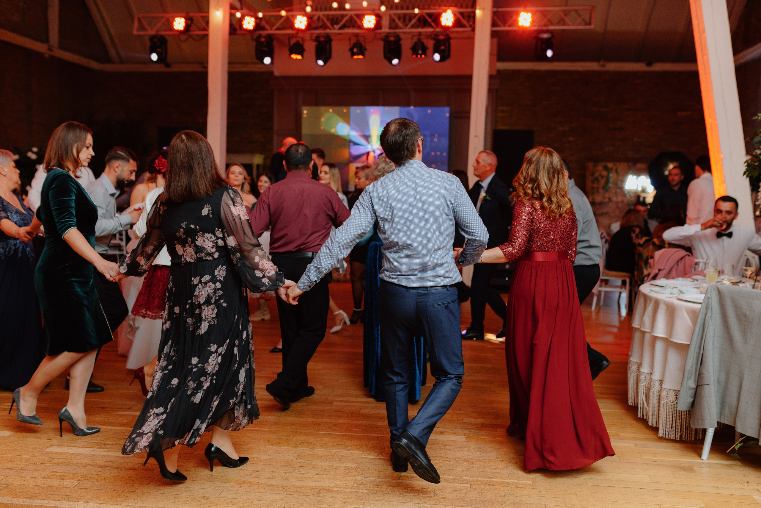 Nicoleta & Lucian. Main