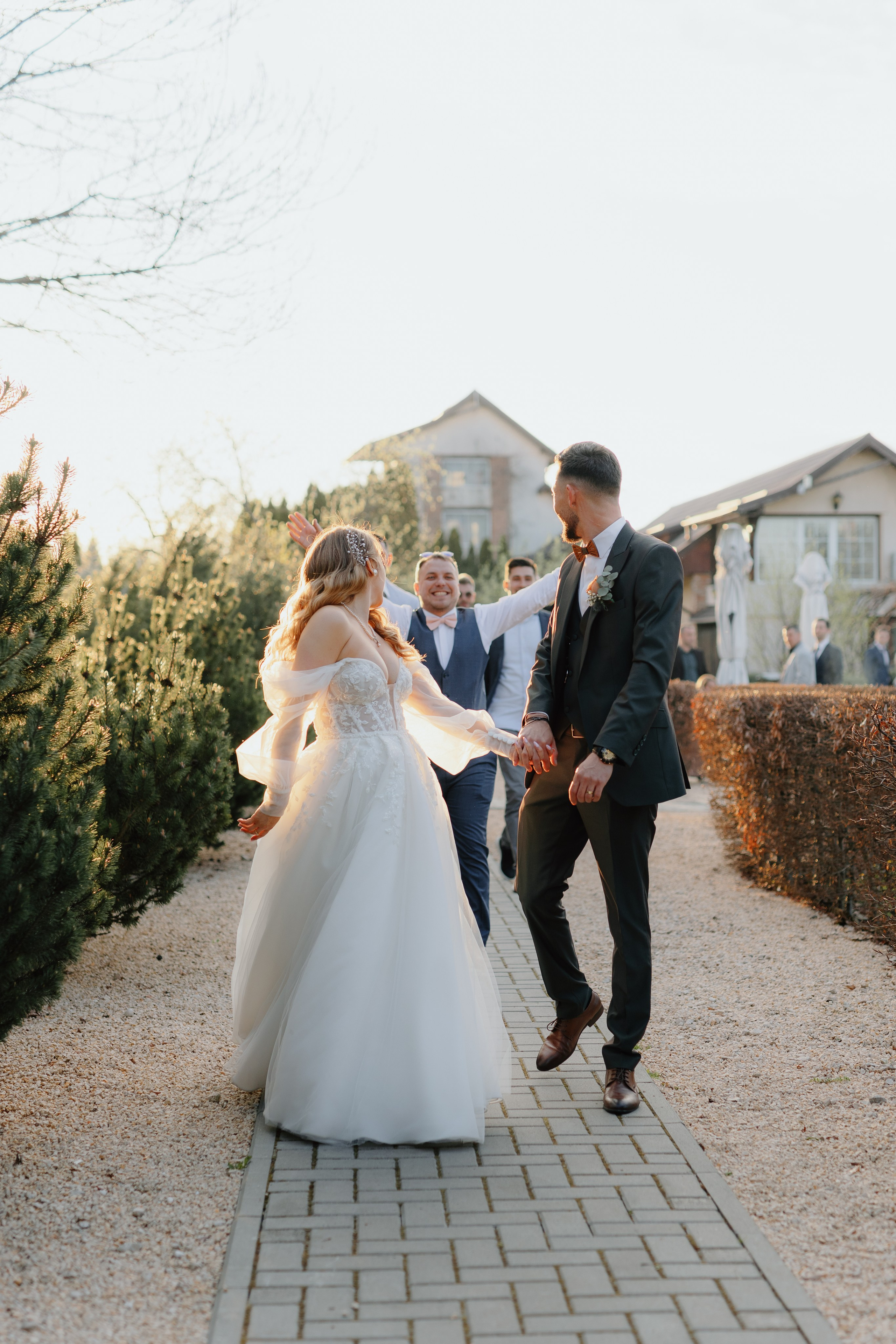 Nicoleta & Lucian. Main