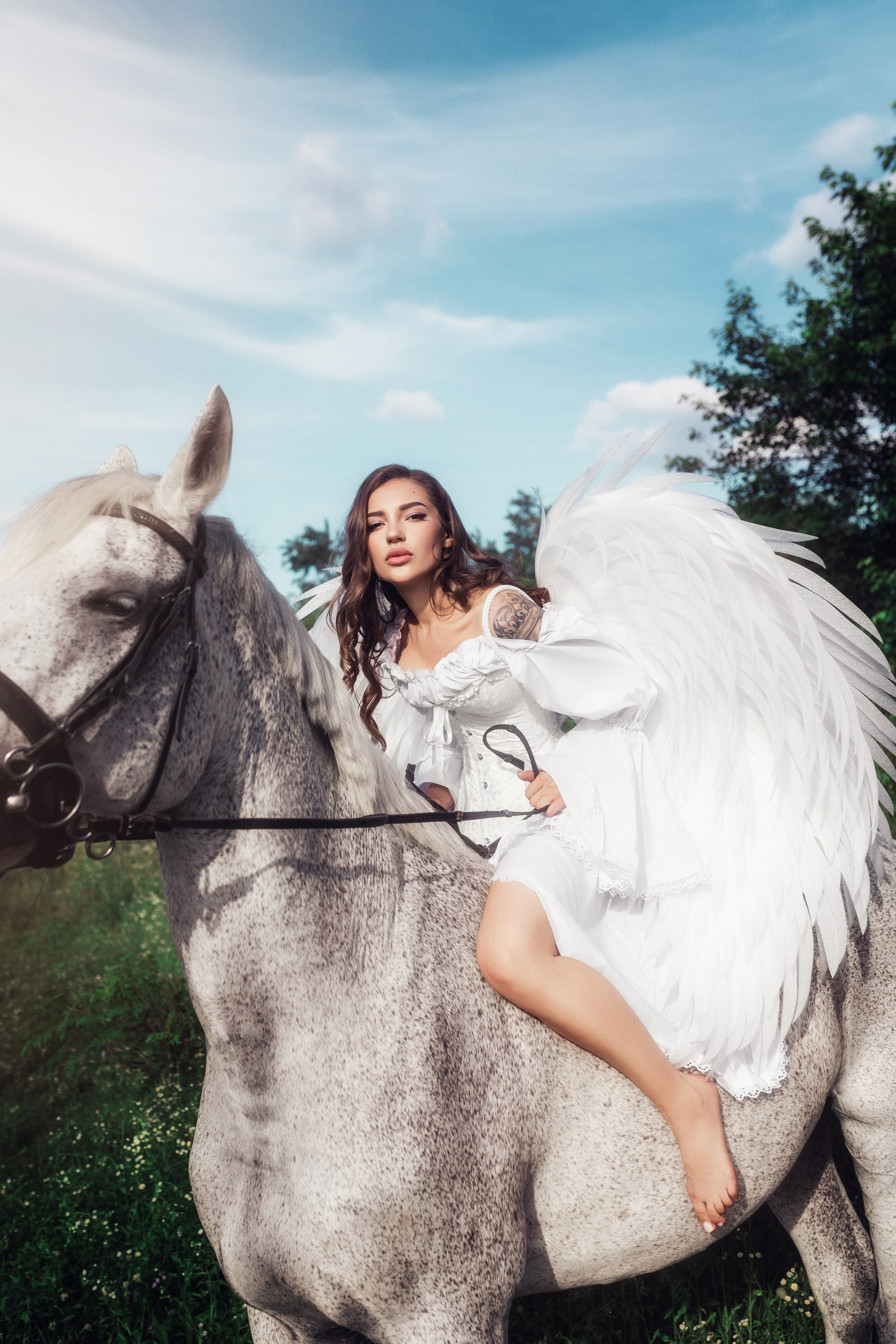 Creative outdoor portrait in Belgrade with natural light. Artistic portrait session in Belgrade location. Outdoor photoshoot in Serbia with soft evening light. Fantasy Fashion portrait in Belgrade