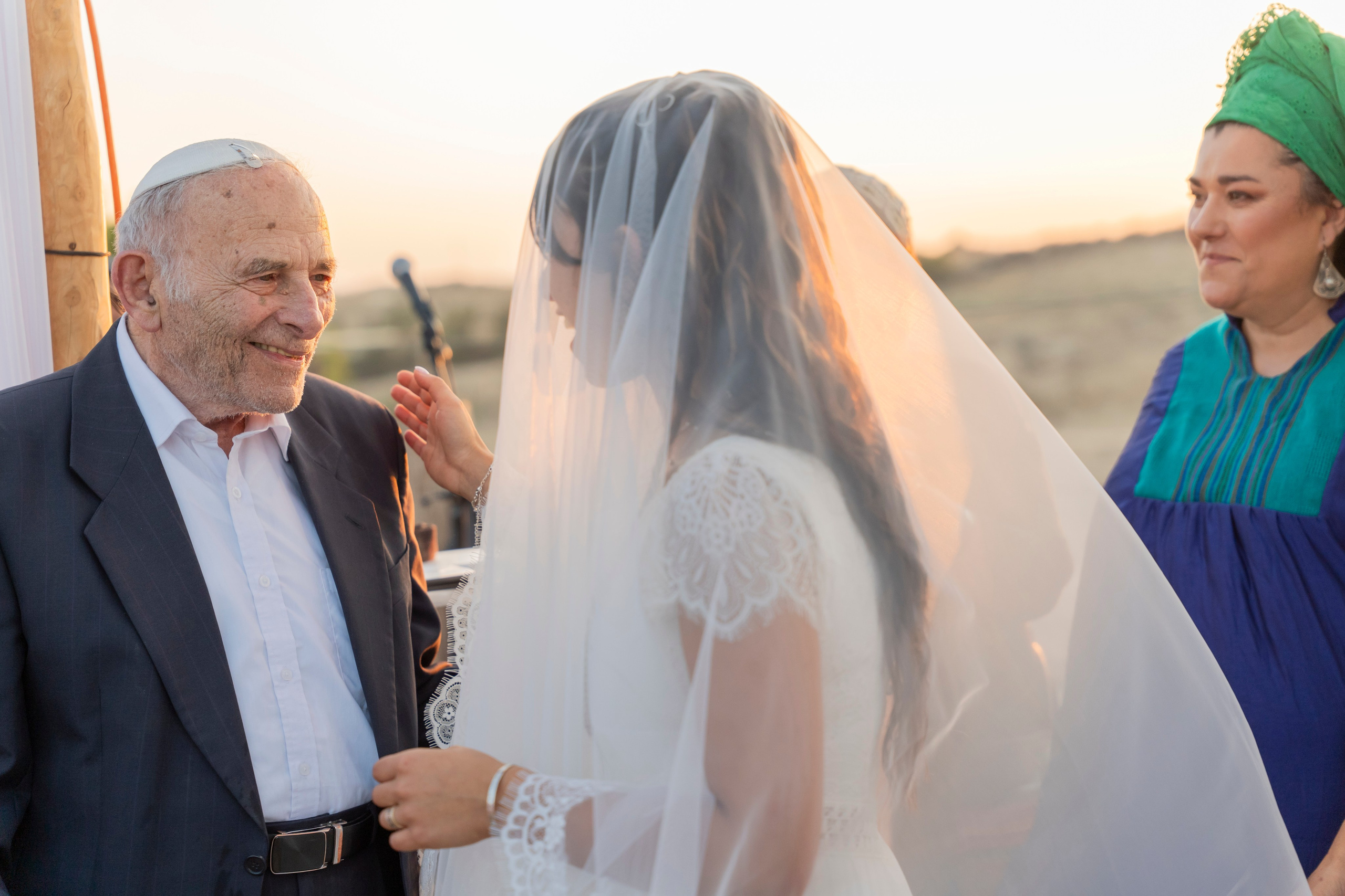 אביה ואחיה. יוסף מזרחי צילום חתונה, ברית וזוגיות. צלם מקצועי שאוהב להוציא אתכם הכי יפים ברגעים הכי מרגשים