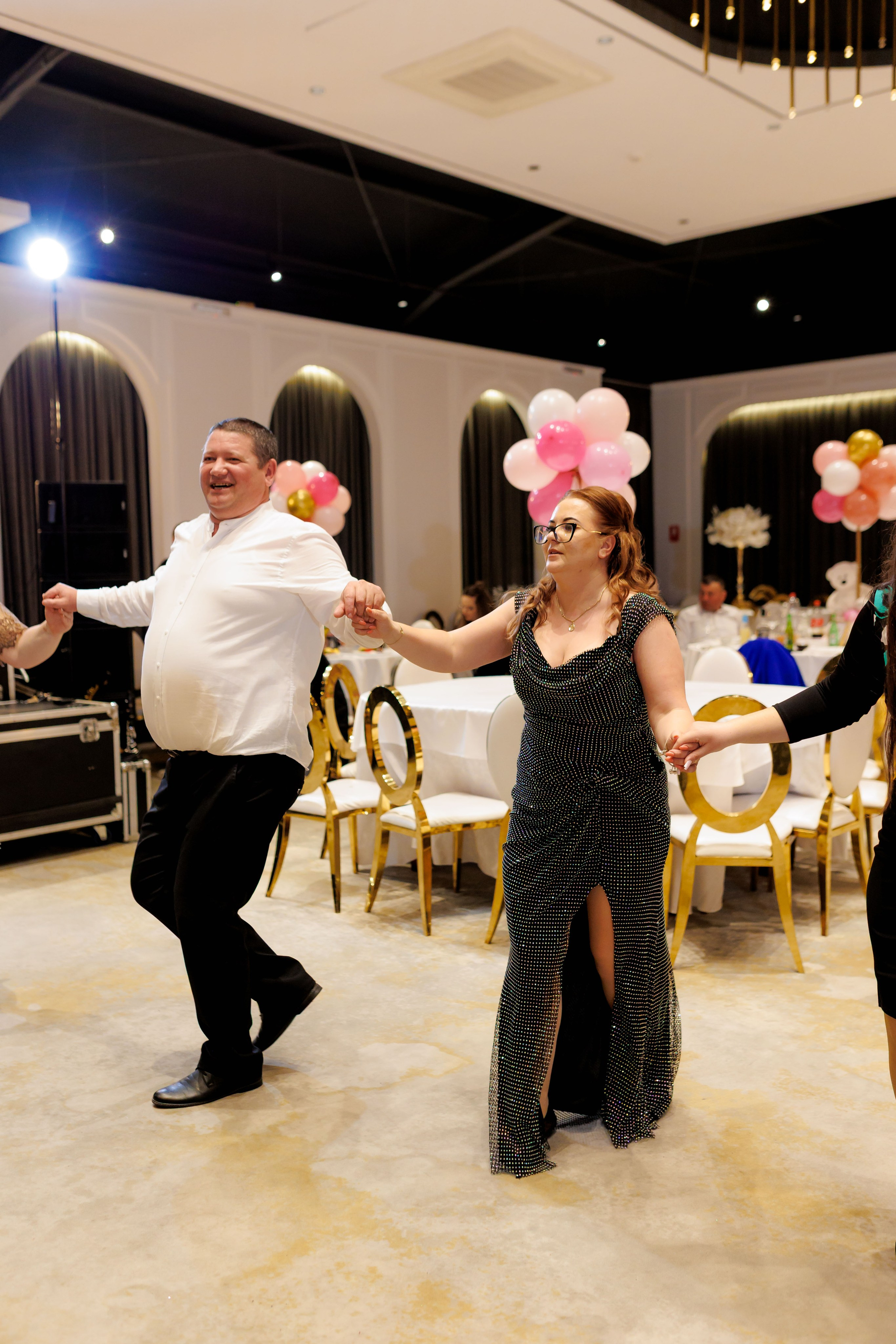 Povestea voastră, regizată de noi |Cristi Turculet Videograf Nuntă Suceava | wedding highlight. Servicii foto-video profesionale, pentru momente de neuitat