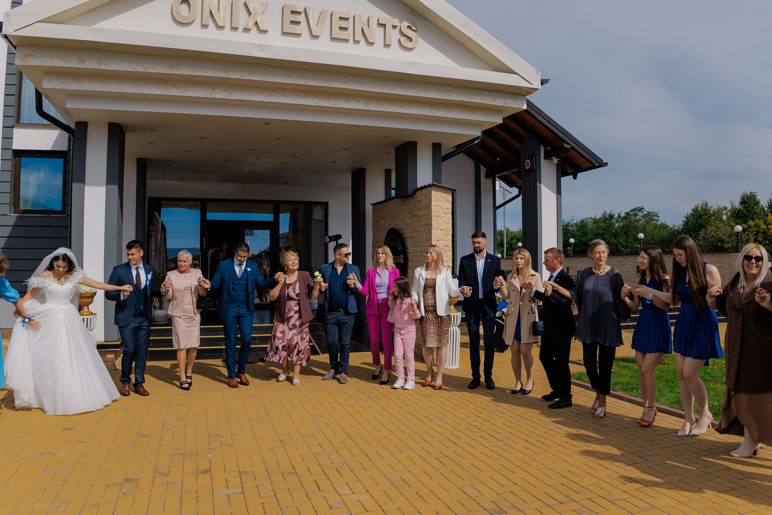 Loredana & Emilian – Ziua Nunții | Videografie - fotografie Botez Suceava, Iași, Botoșani. Servicii foto-video profesionale, pentru momente de neuitat