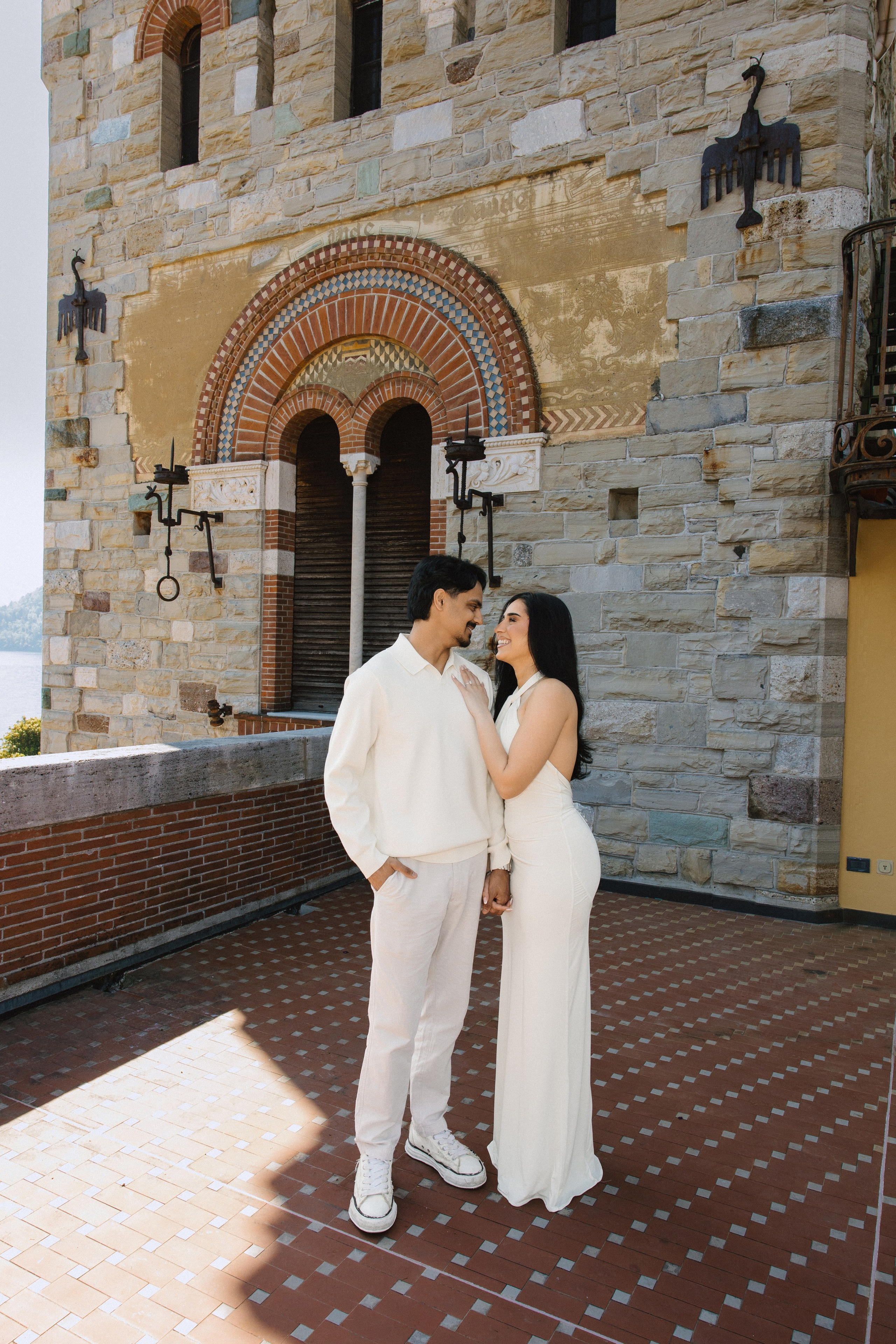 Vish & Kajal. Wedding photographer in Italy