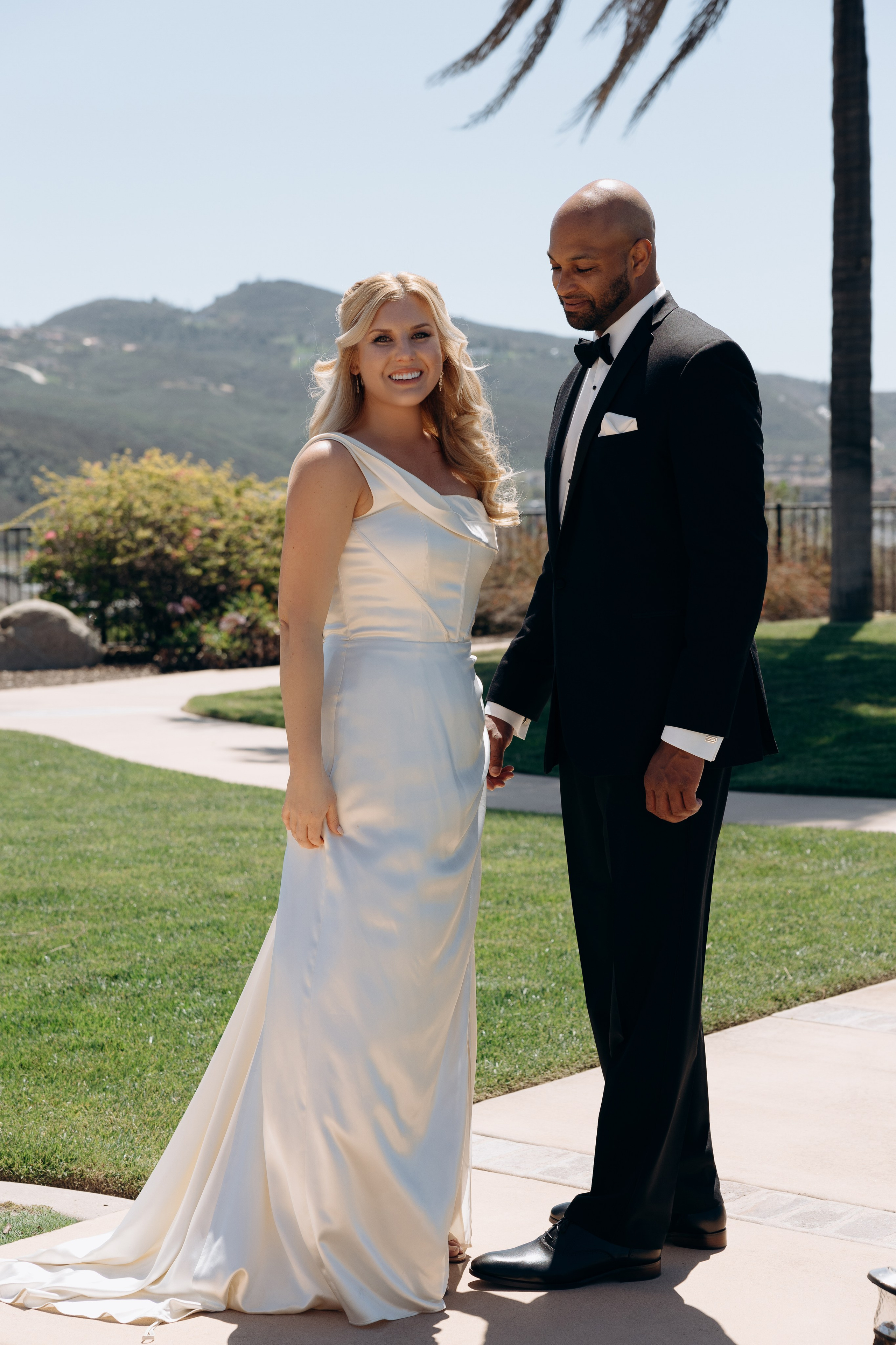 Drew and Haley. Wedding and family photographer San Diego