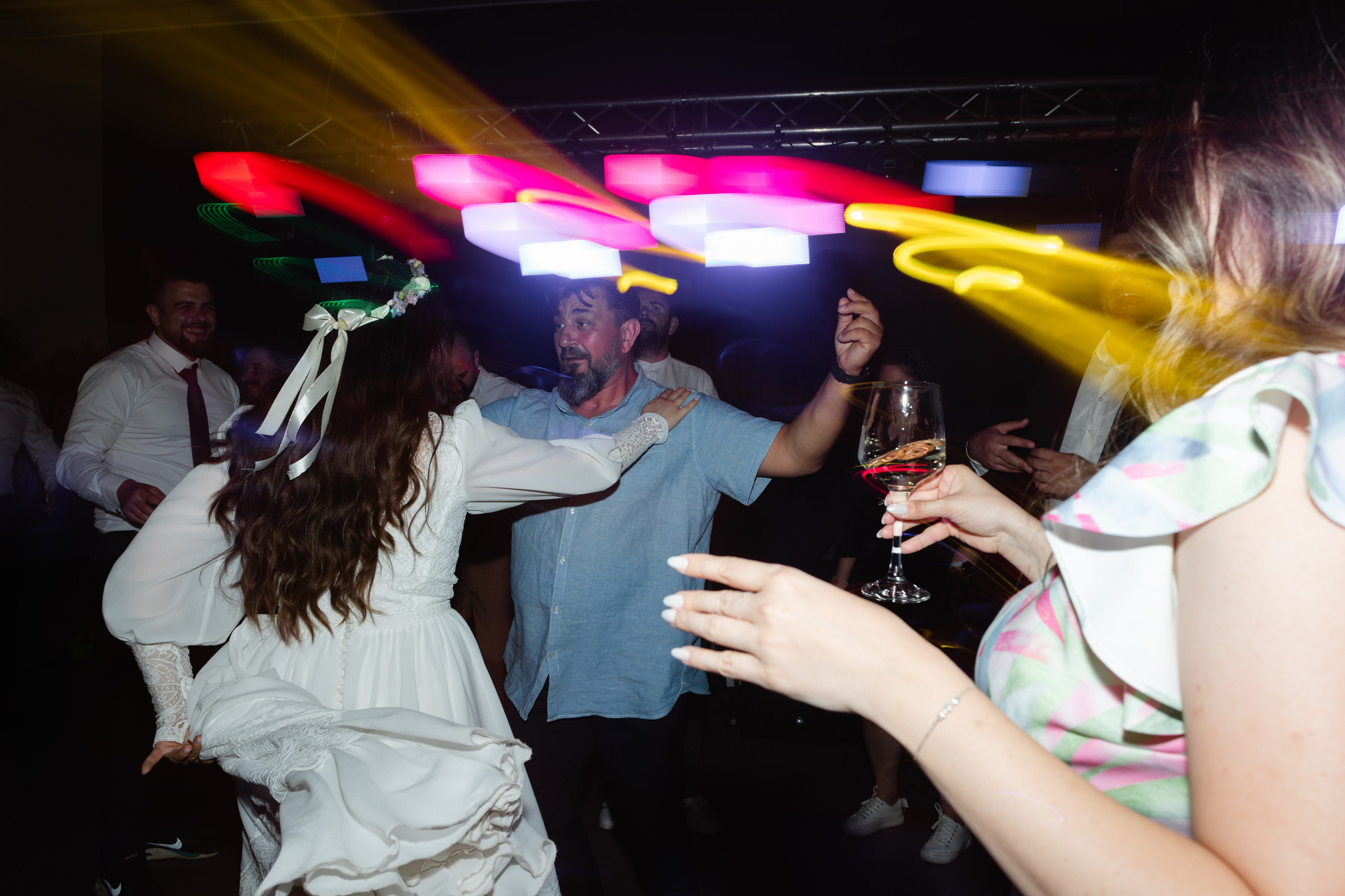 Flori & Cosmin. Main