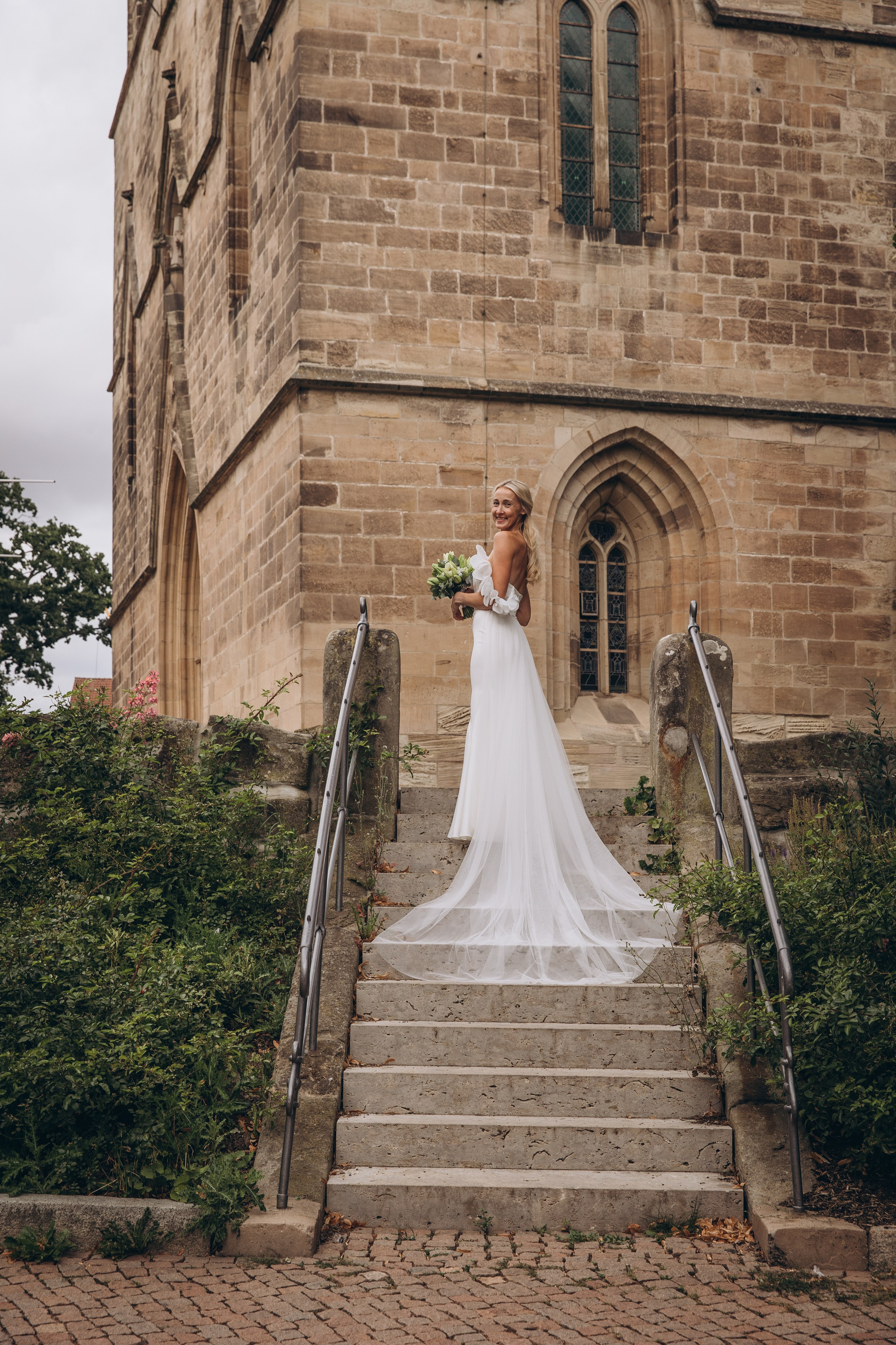 Svetlana and Yann. Hochzeitsgeschichten – Professionelle Hochzeitsfotografie & Videografie in Deutschland, Italien, Spanien und ganz Europa