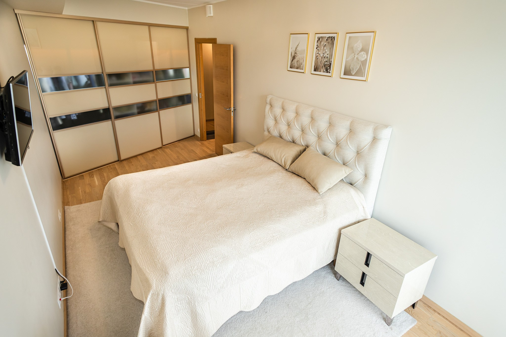 Real Estate and Interior Photography. Tony photographer and videographer in Tallinn