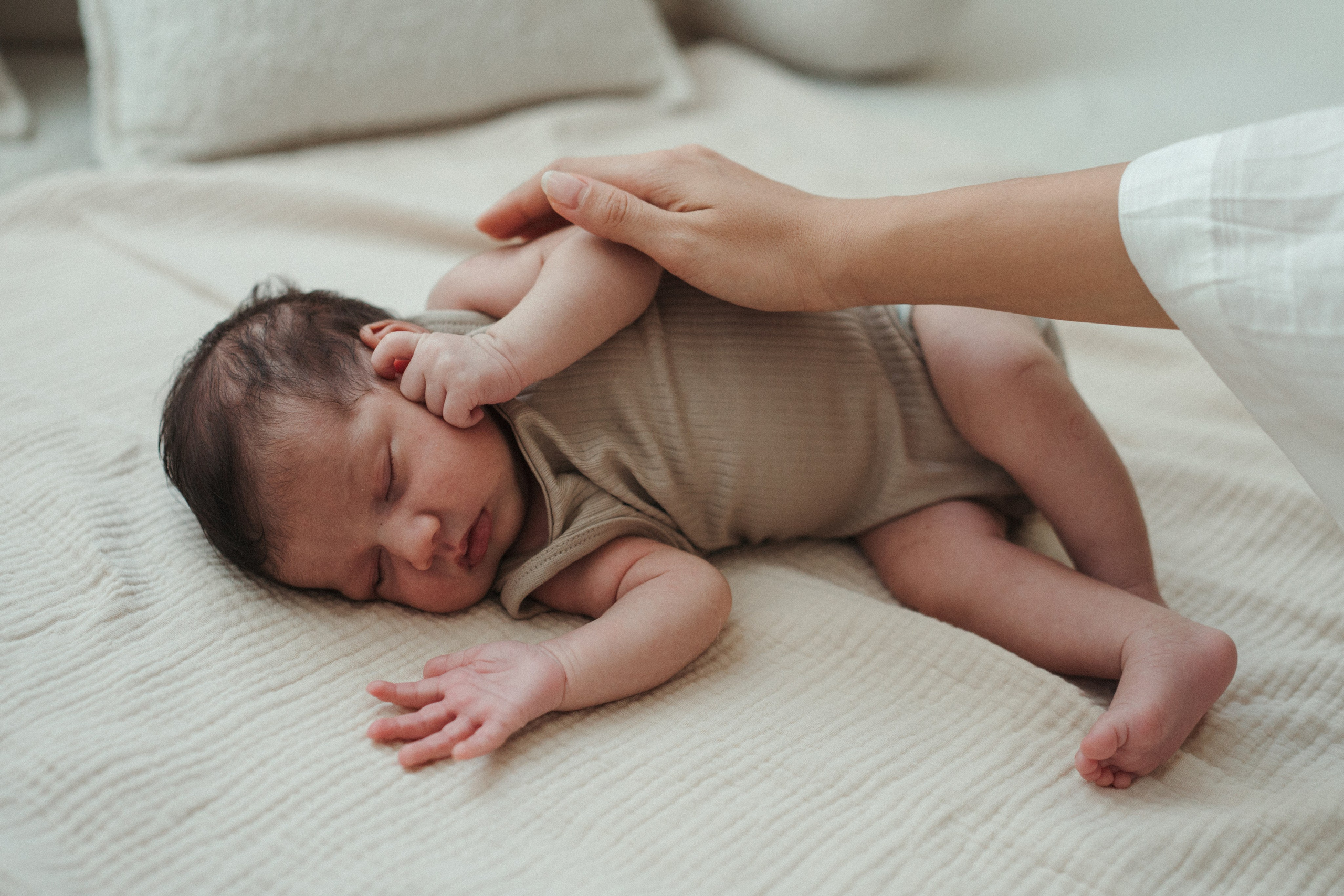 Newborn. Family photographer in Saudi Arabia