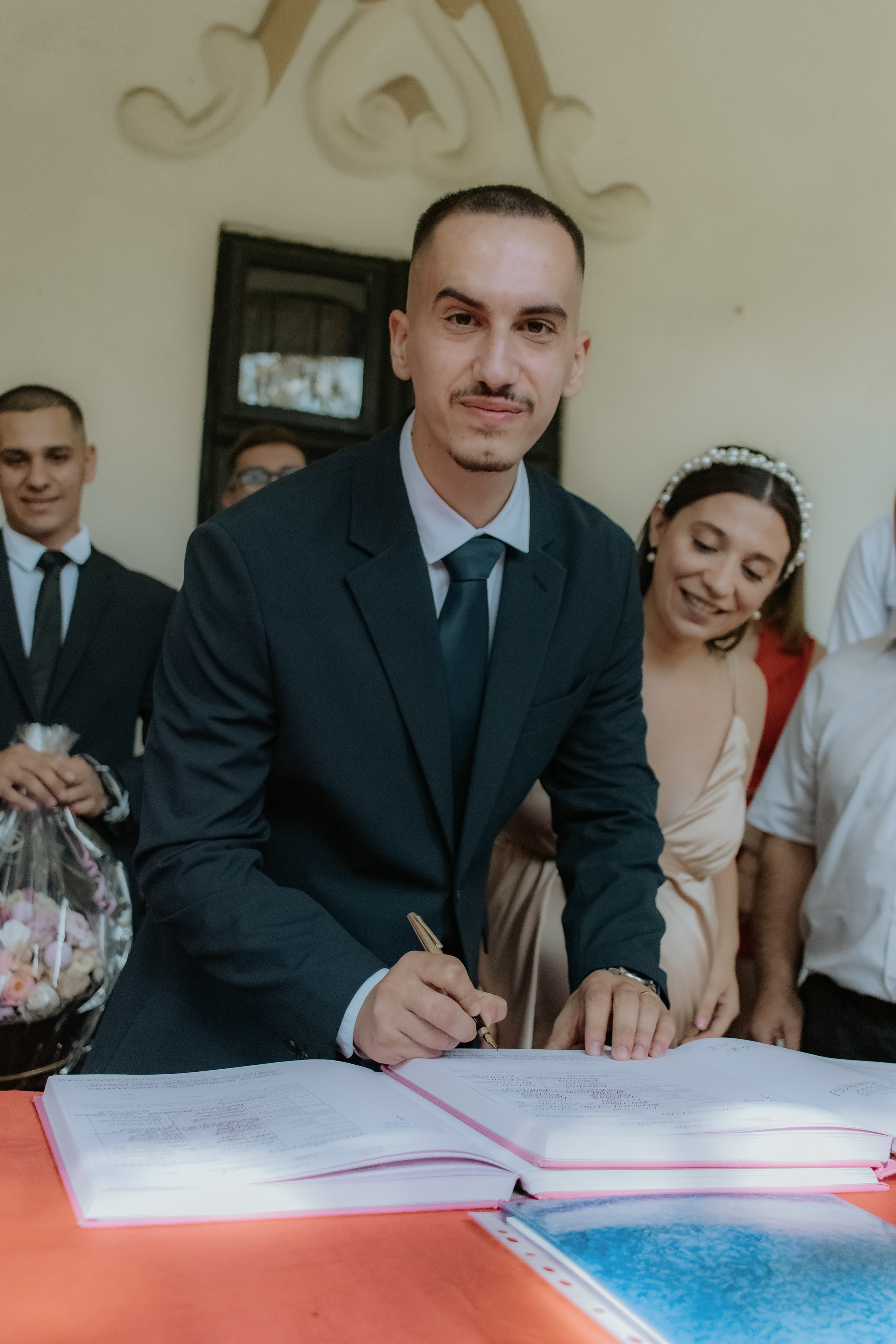 Ana & Alex. Fotograf si videograf — evenimente si studio