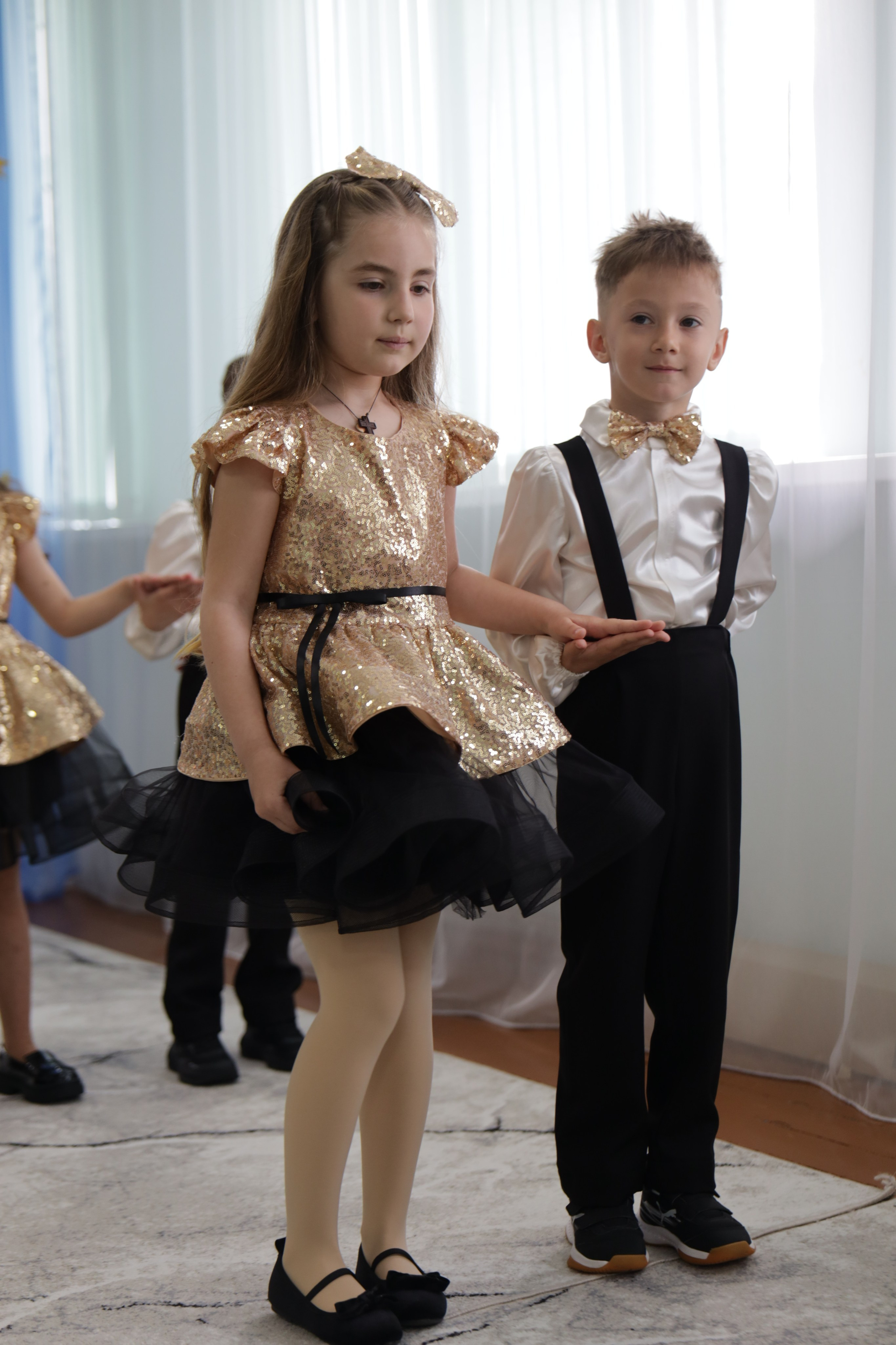O filă de copilărie.... Alika Dia- Fotograf în Republica Moldova, Strășeni