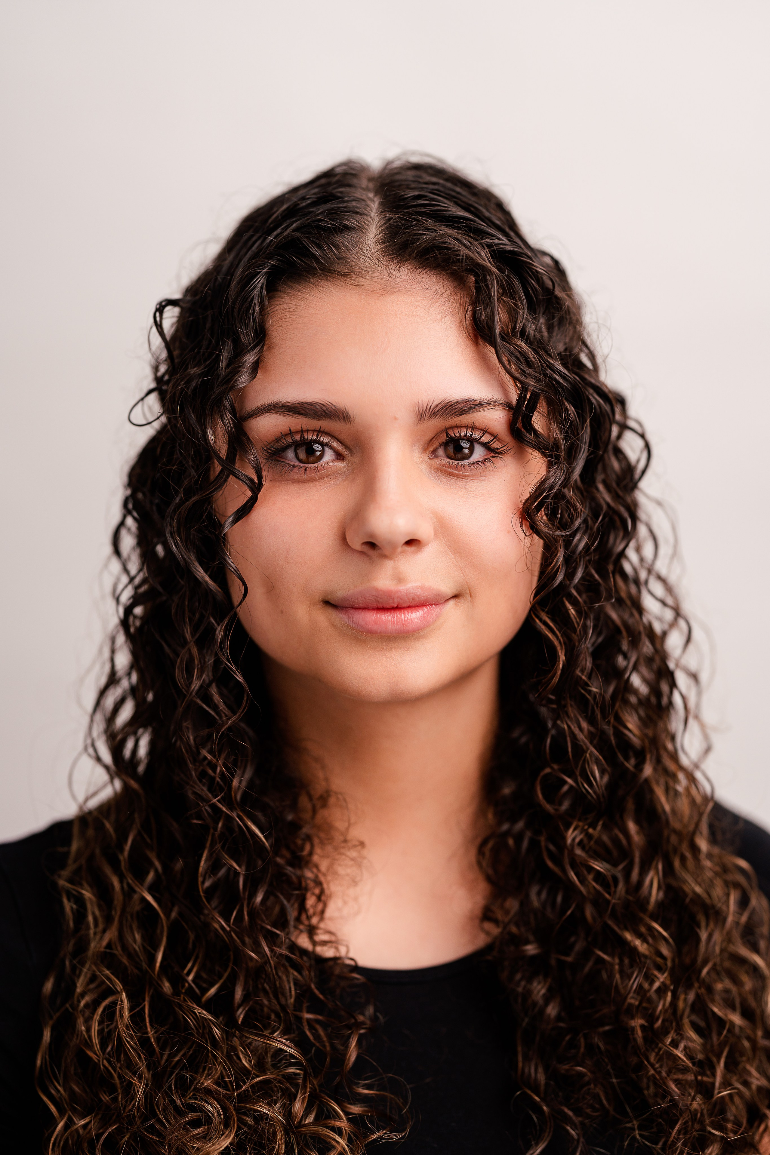 Amina Yassin. Familien, Portrait und Konzeptualfotografie in Genf, Schweiz