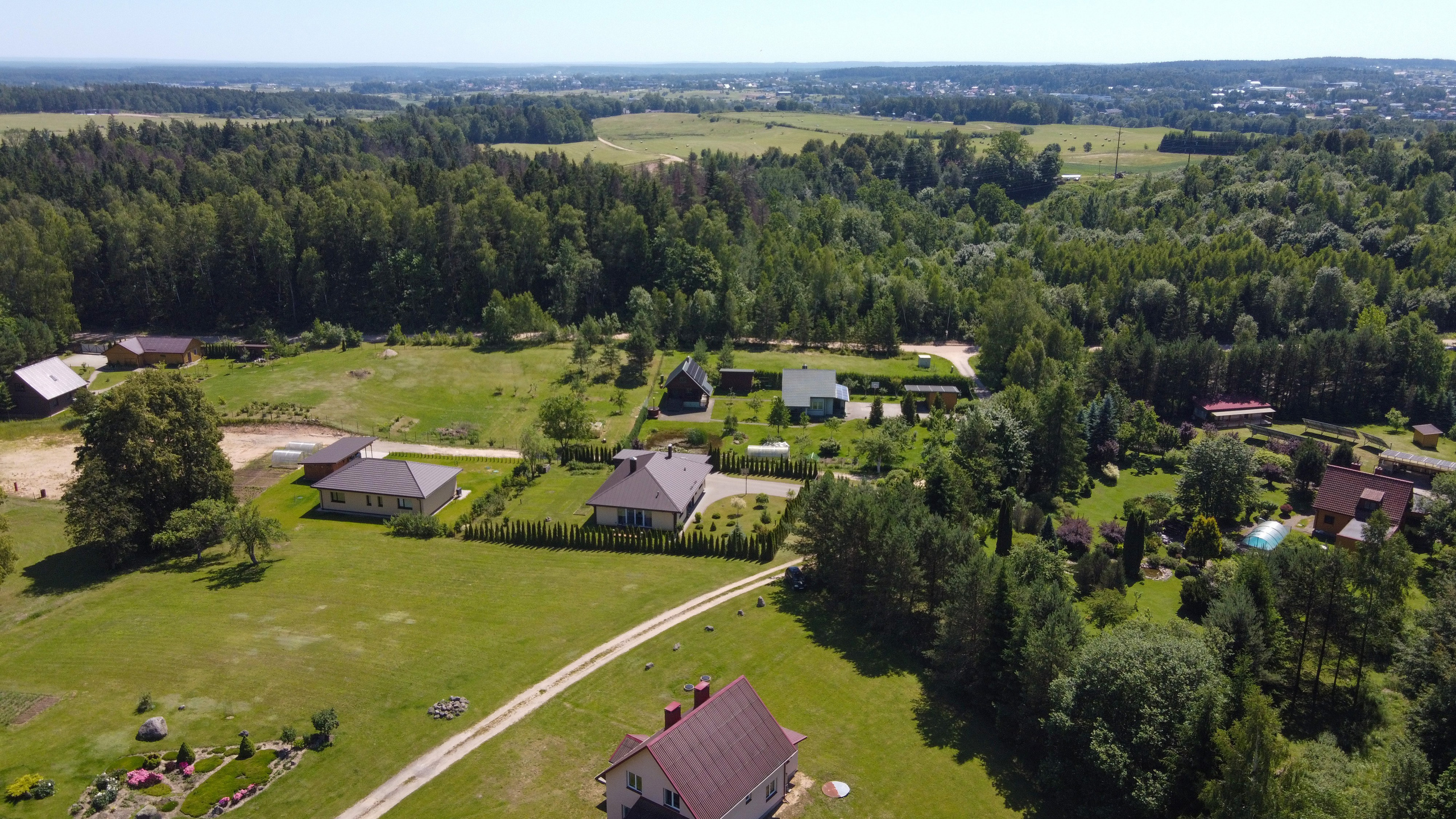 Žudiškių k. Ežero g. 70, Rešes sen. Elina Sapiega fotografė Vilniuje