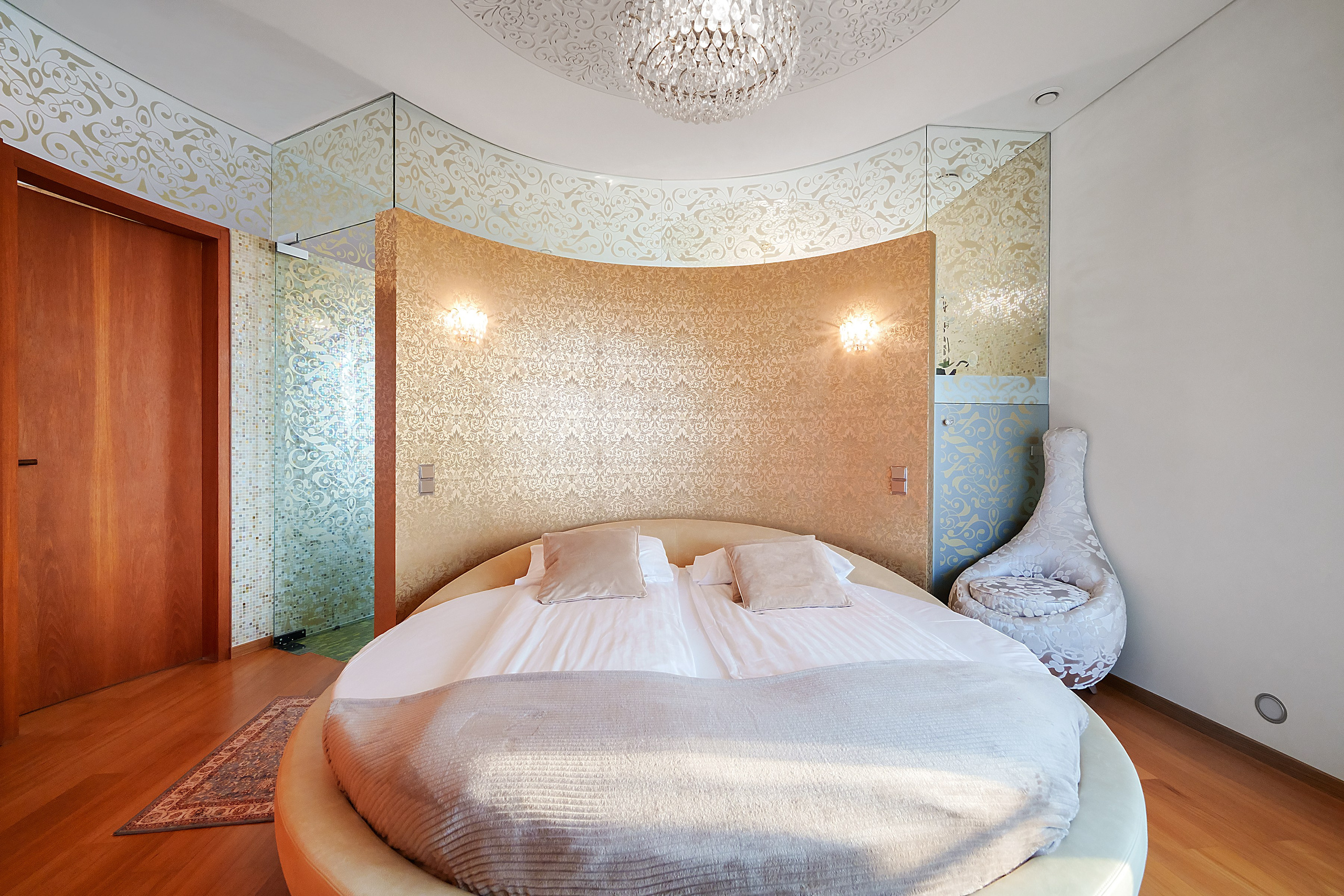 Savanoriu g. 1. Elina Sapiega fotografė Vilniuje