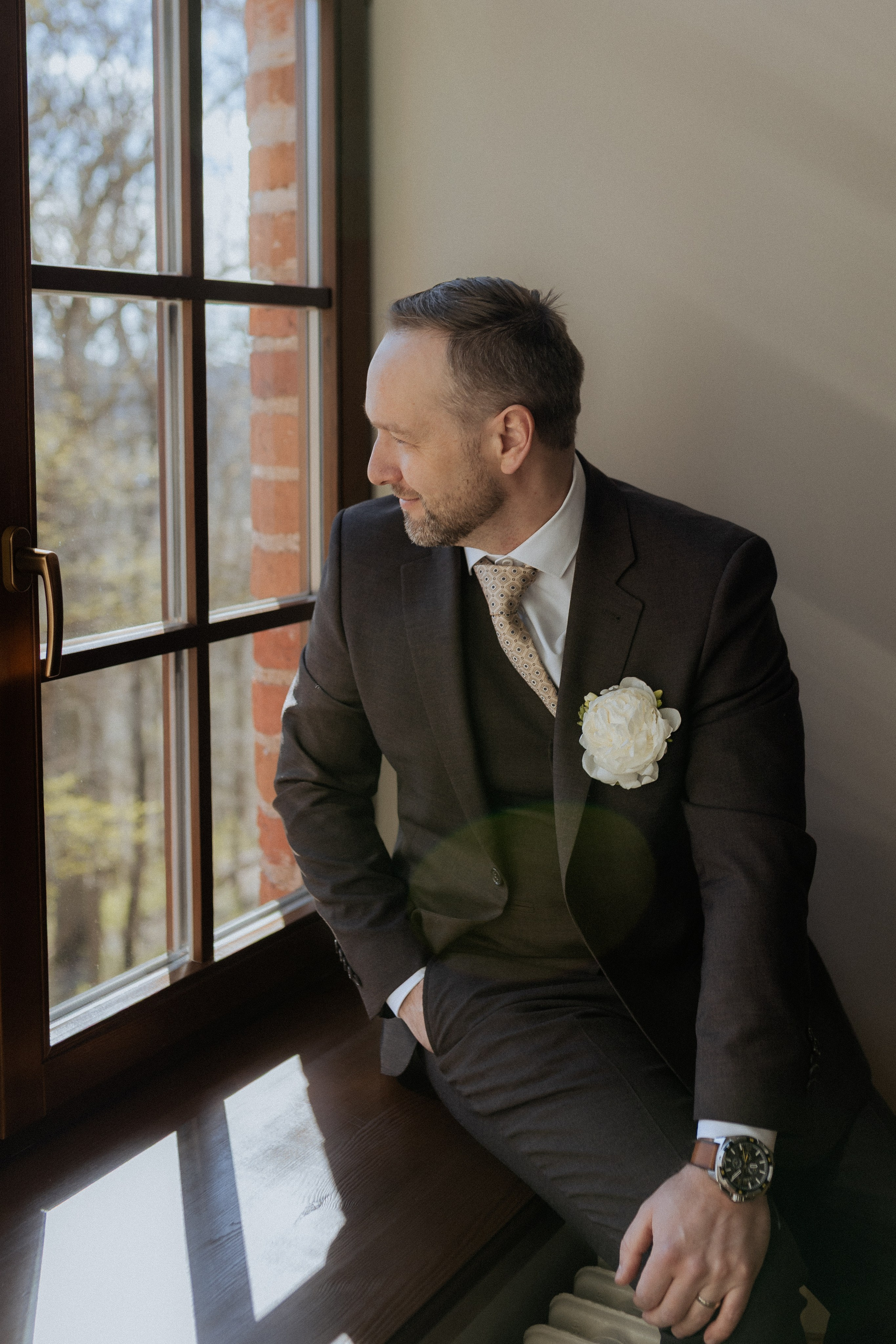 Monika ir Vytautas — miestu alsuojanti trumpa jaunųjų fotosesija Kaune