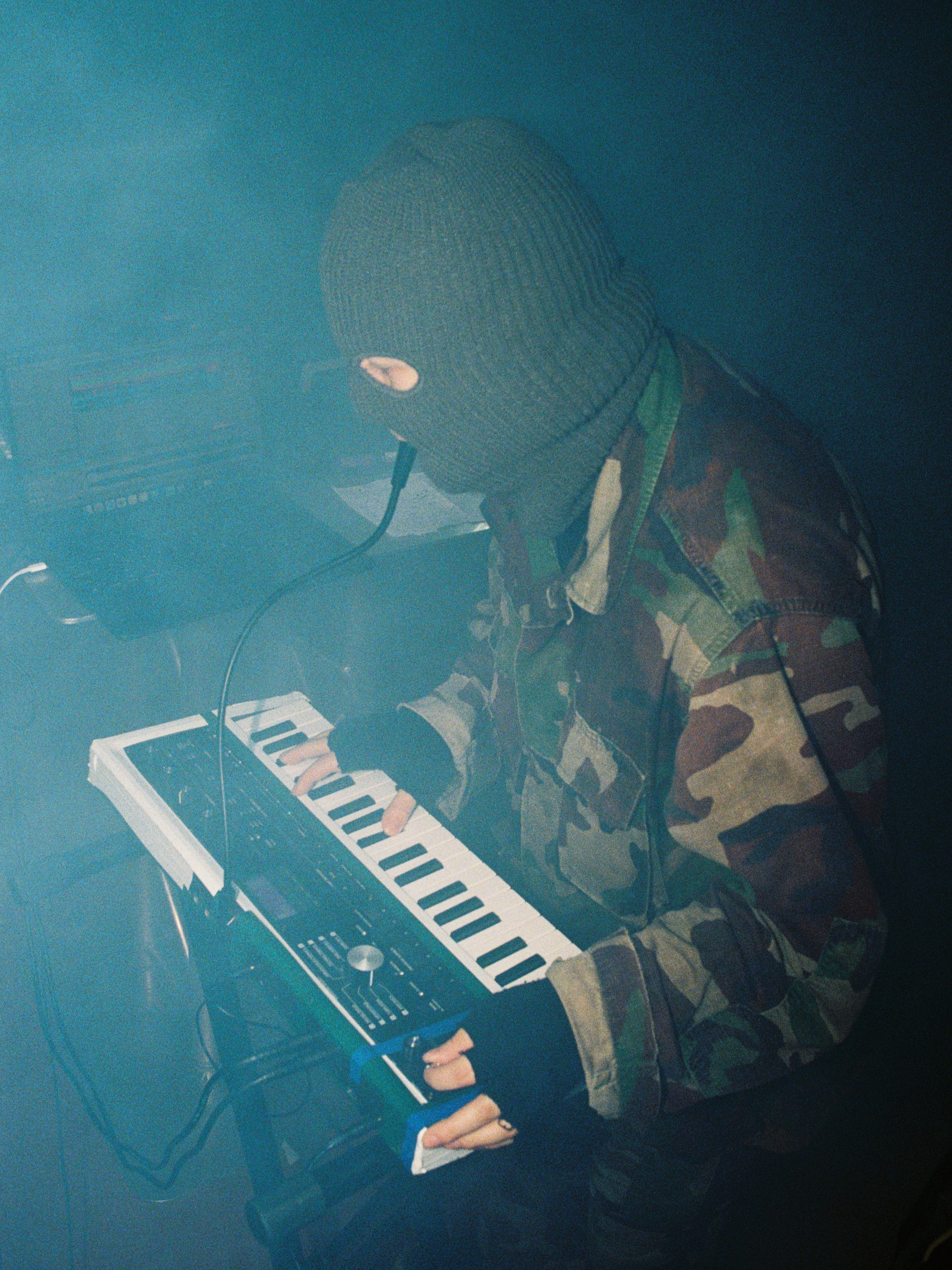 MUSIC AND EVENT. 35mm Photography by Brad Zgonena based in Chicago, IL