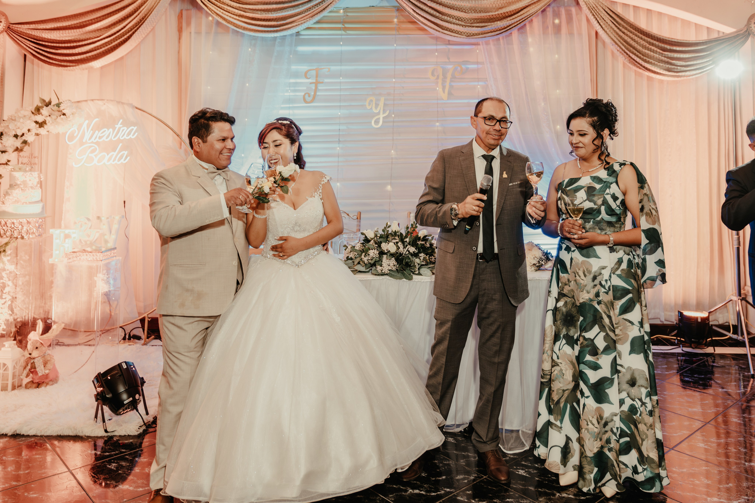 VANESSA + FRANKLIN BODA RELIGIOSA. Studio KVTA | Fotografía y Video de Bodas en Arequipa