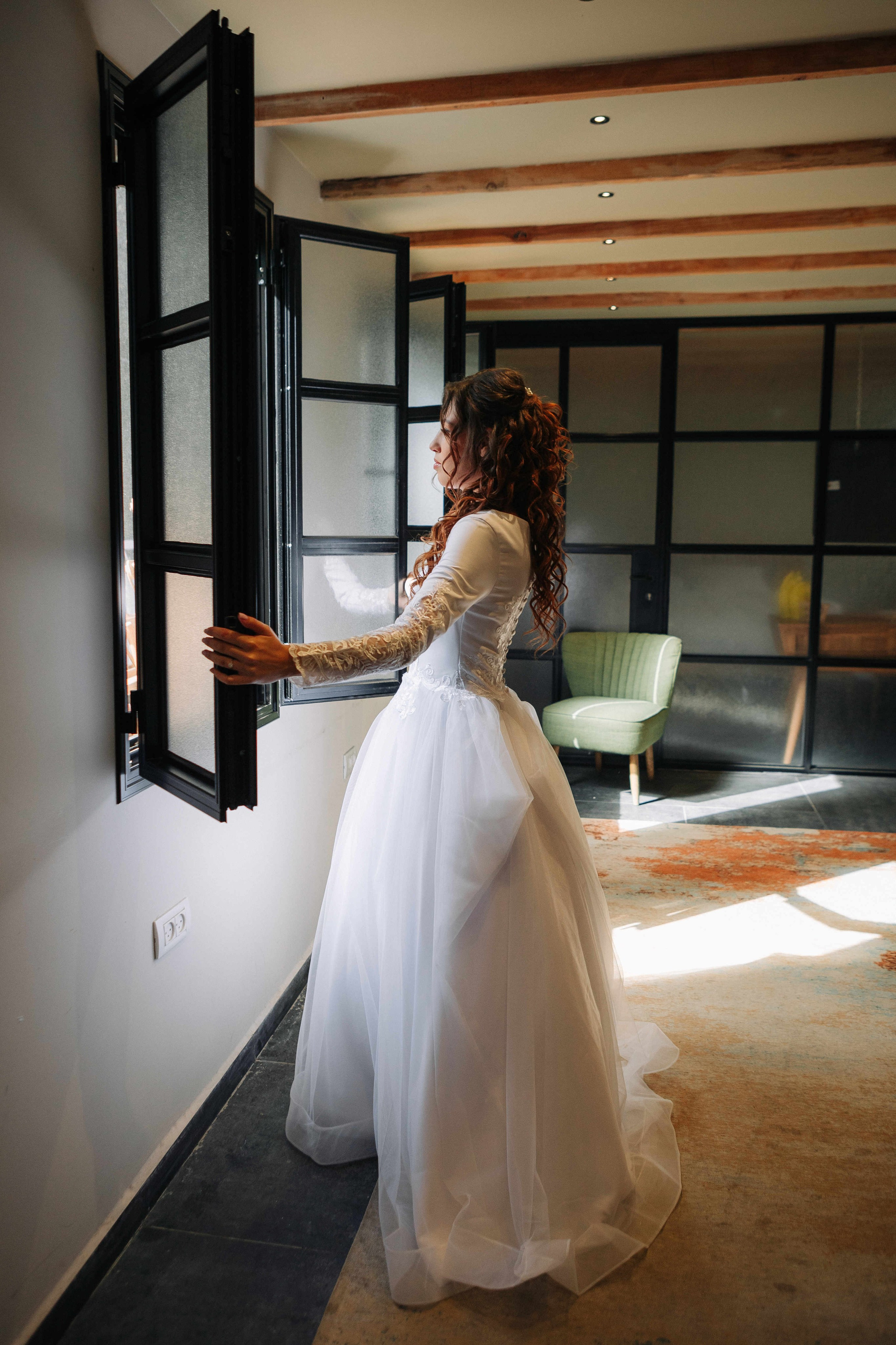 WEDDING OUT OF CITY. PHOTOGRAPHER IN ISRAEL