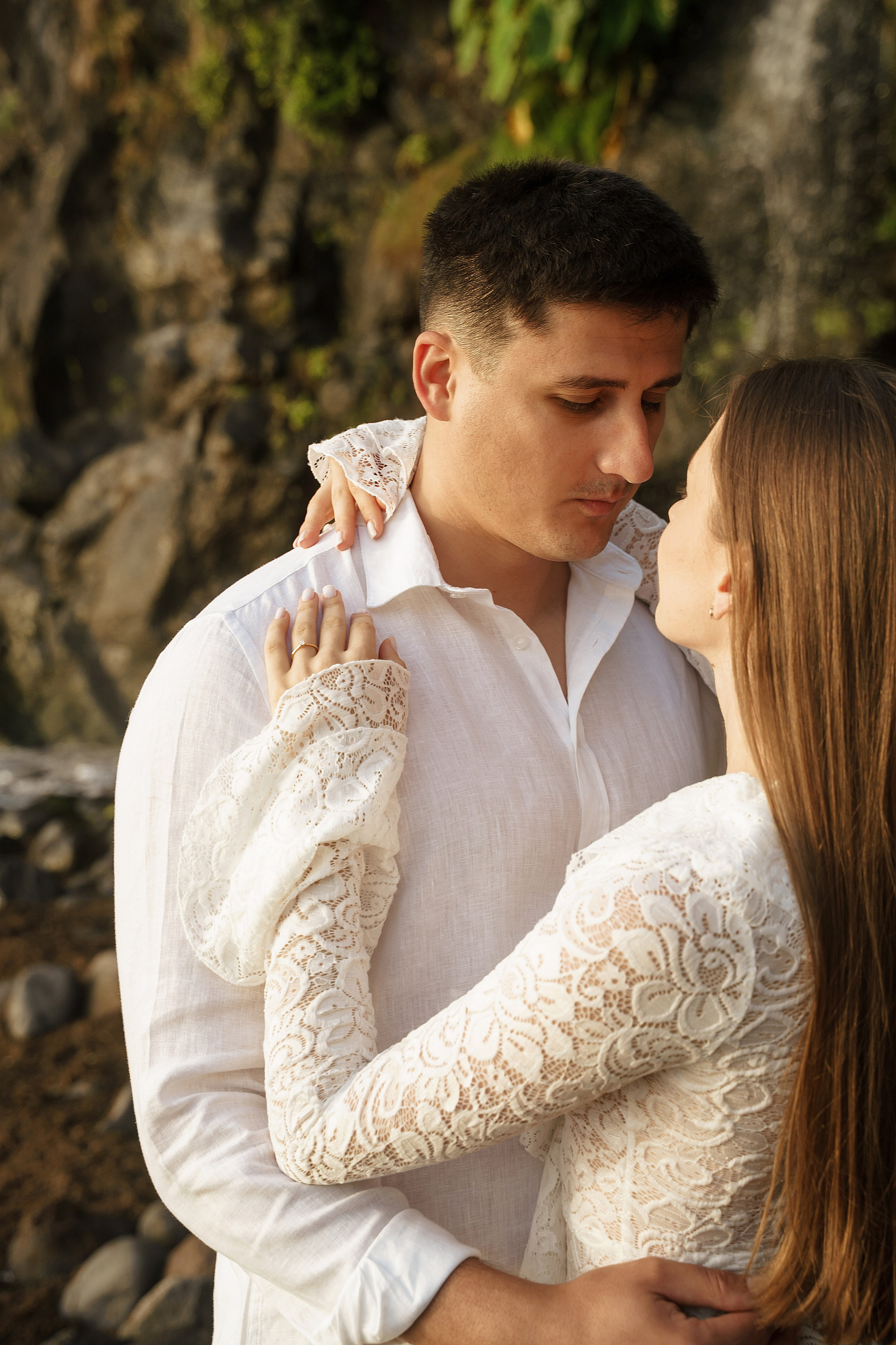 Romantic Beach Proposal in Madeira | Proposal Photoshoot. Your photographer in Madeira