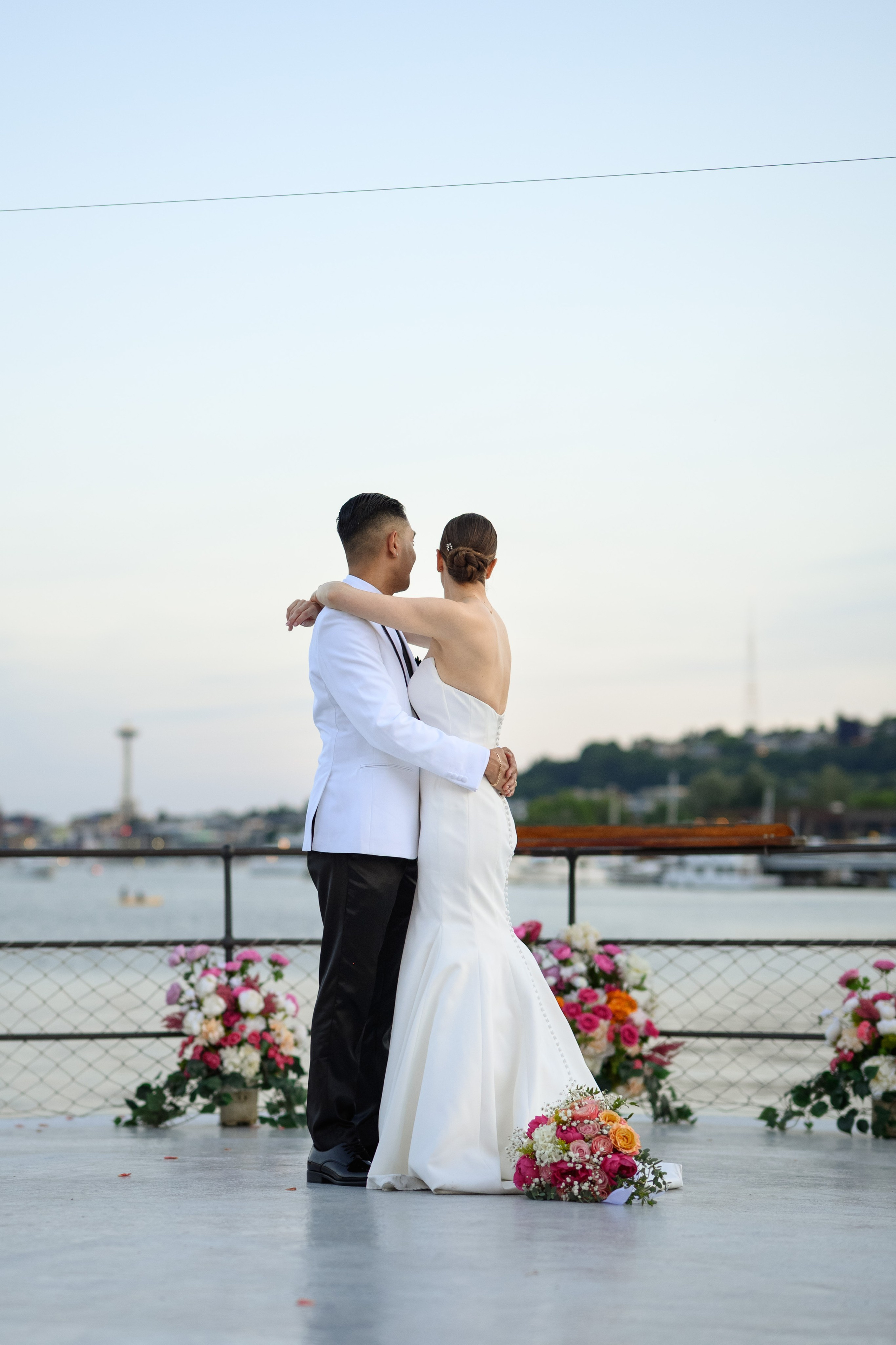 Kevin & Katie. Wedding & portrait photography in the Seattle Area. Helen Michelle photographer
