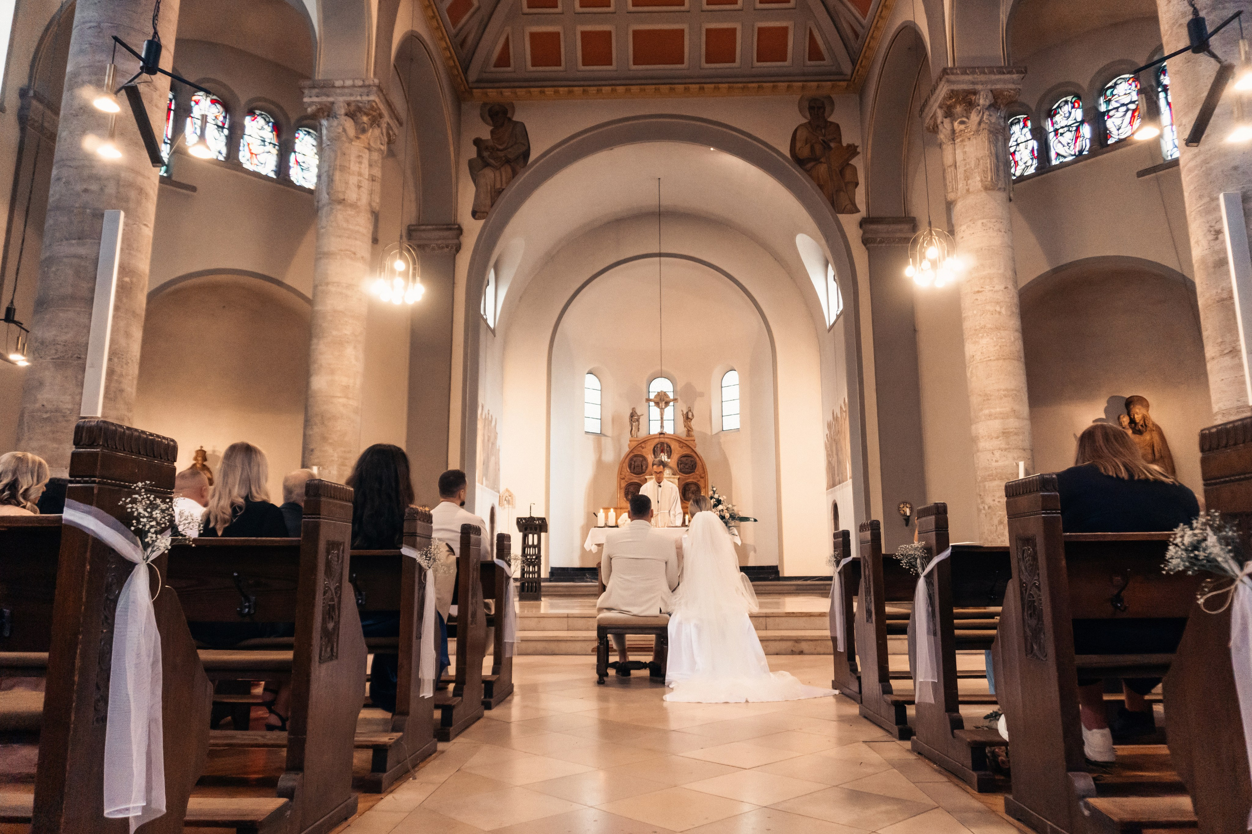 D & M im Restaurant Elfrather Mühle. Wedding Photographer Germany