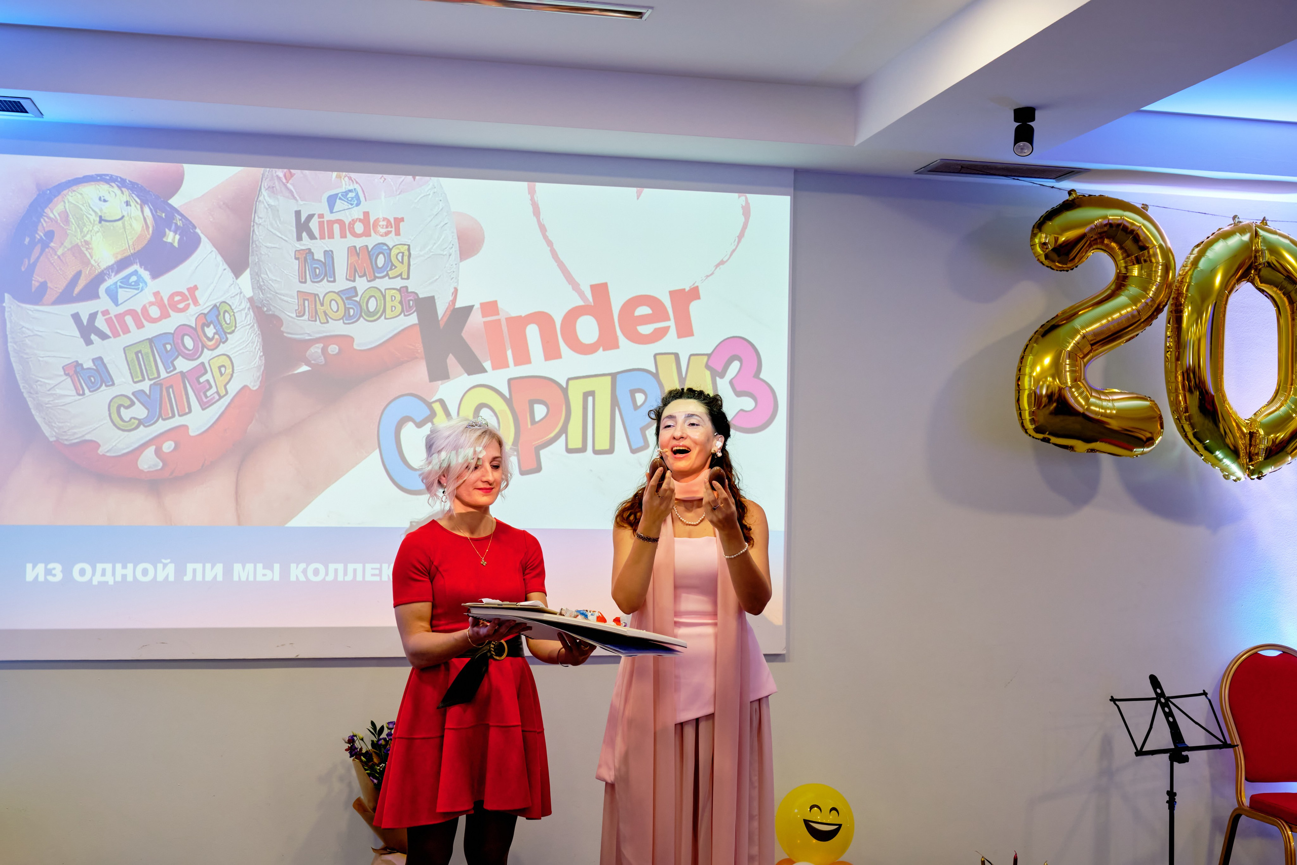 Фоторепортаж з благодійного Новорічного балу у Чорногорії. Портретний фотограф Альона Новгородцева