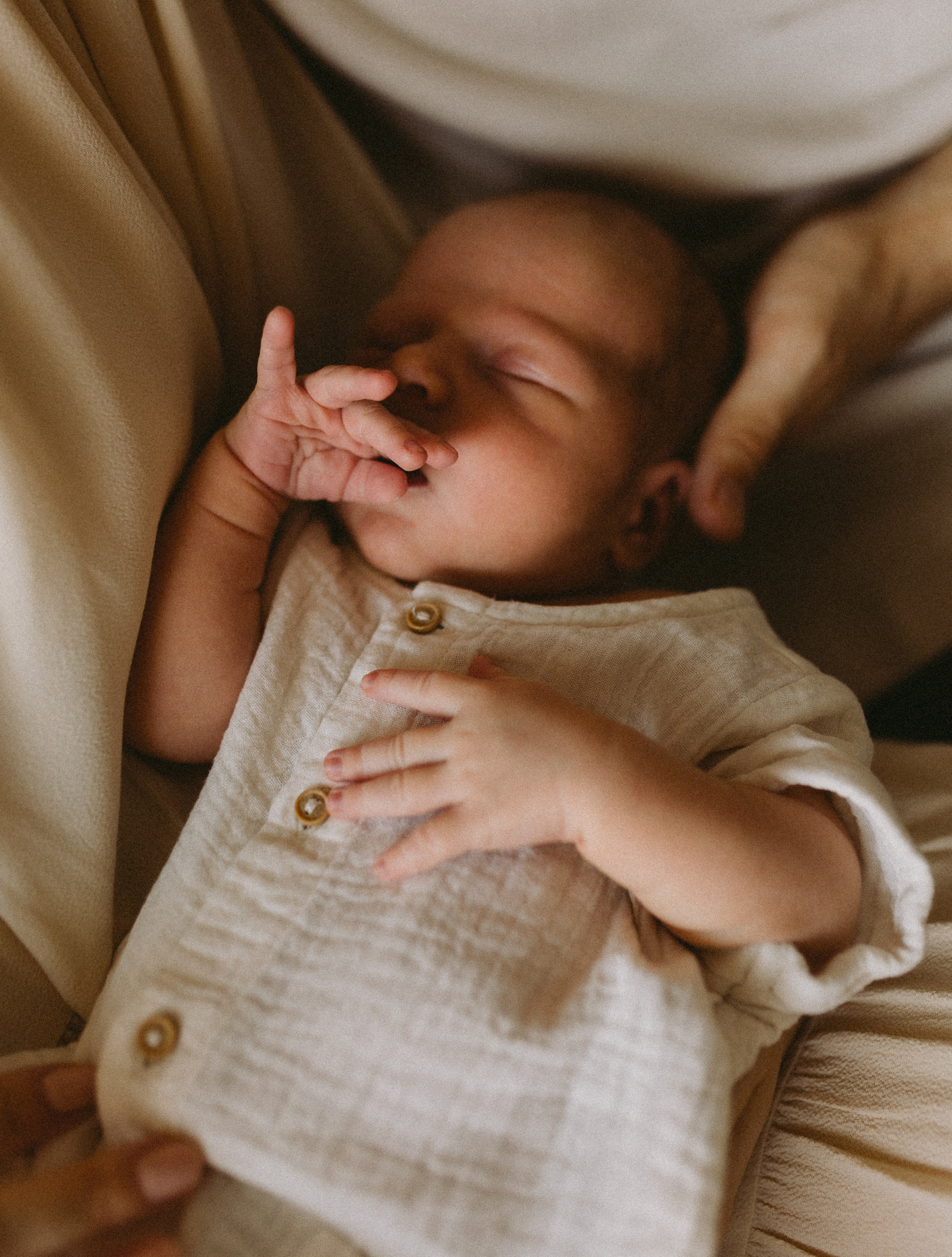 Lifestyle newborn fotosesija | HOME. Vestuvių ir šeimų fotografė Lena Bondarenko / belove photo