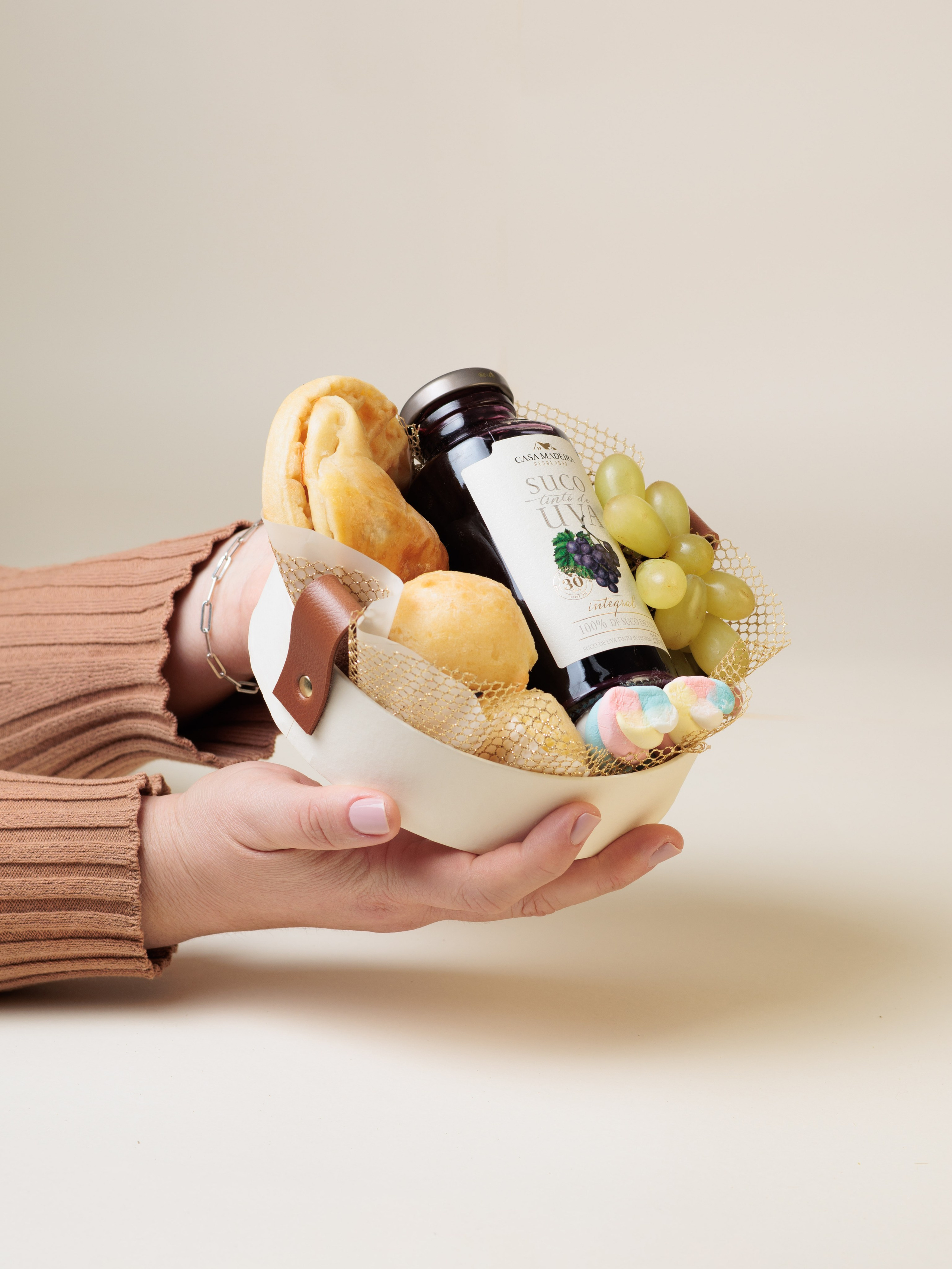 Fotografia Publicitária de Cesta Presente Premium | Encanto & Arte. Luan Hobold Fotografia