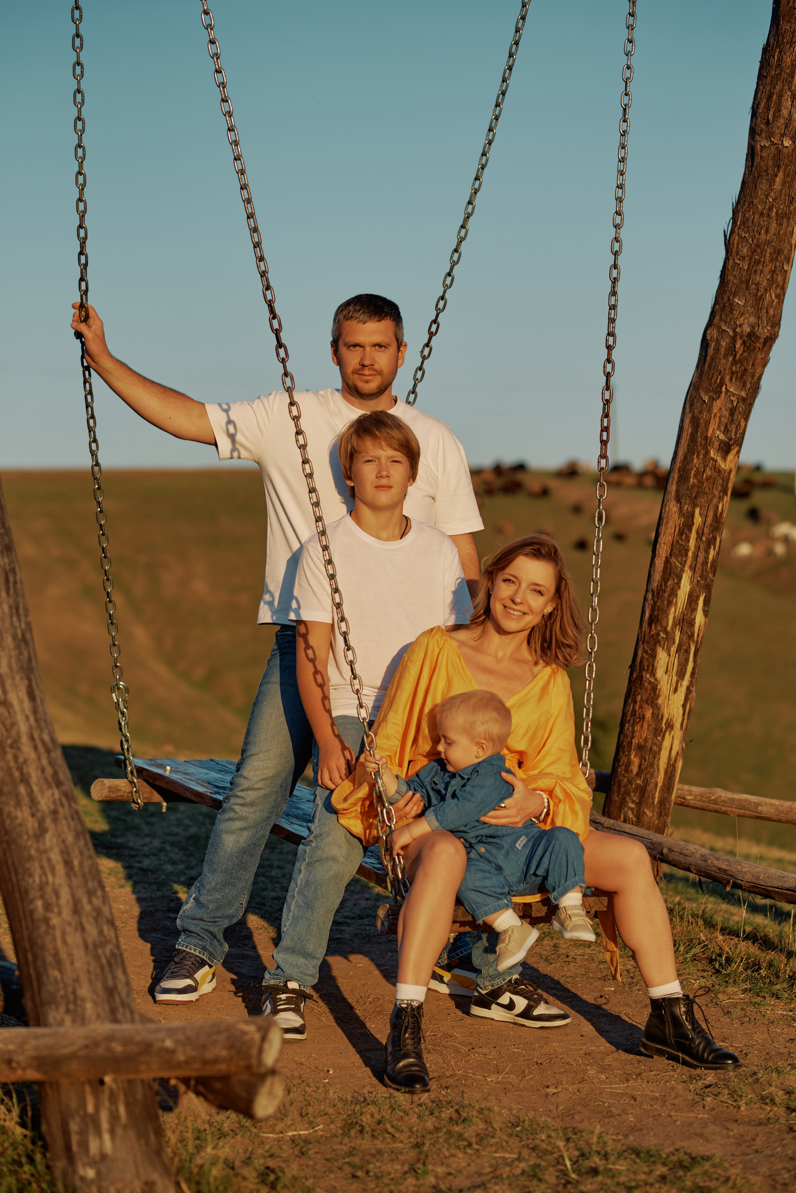 Sesja zdjęciowa na farmie z owcami | Fotograf Warszawa. Portrait & Fashion Photographer | Сannes, Paris, Monaco, Dubai, Kyiv — - Alisa Postnykova