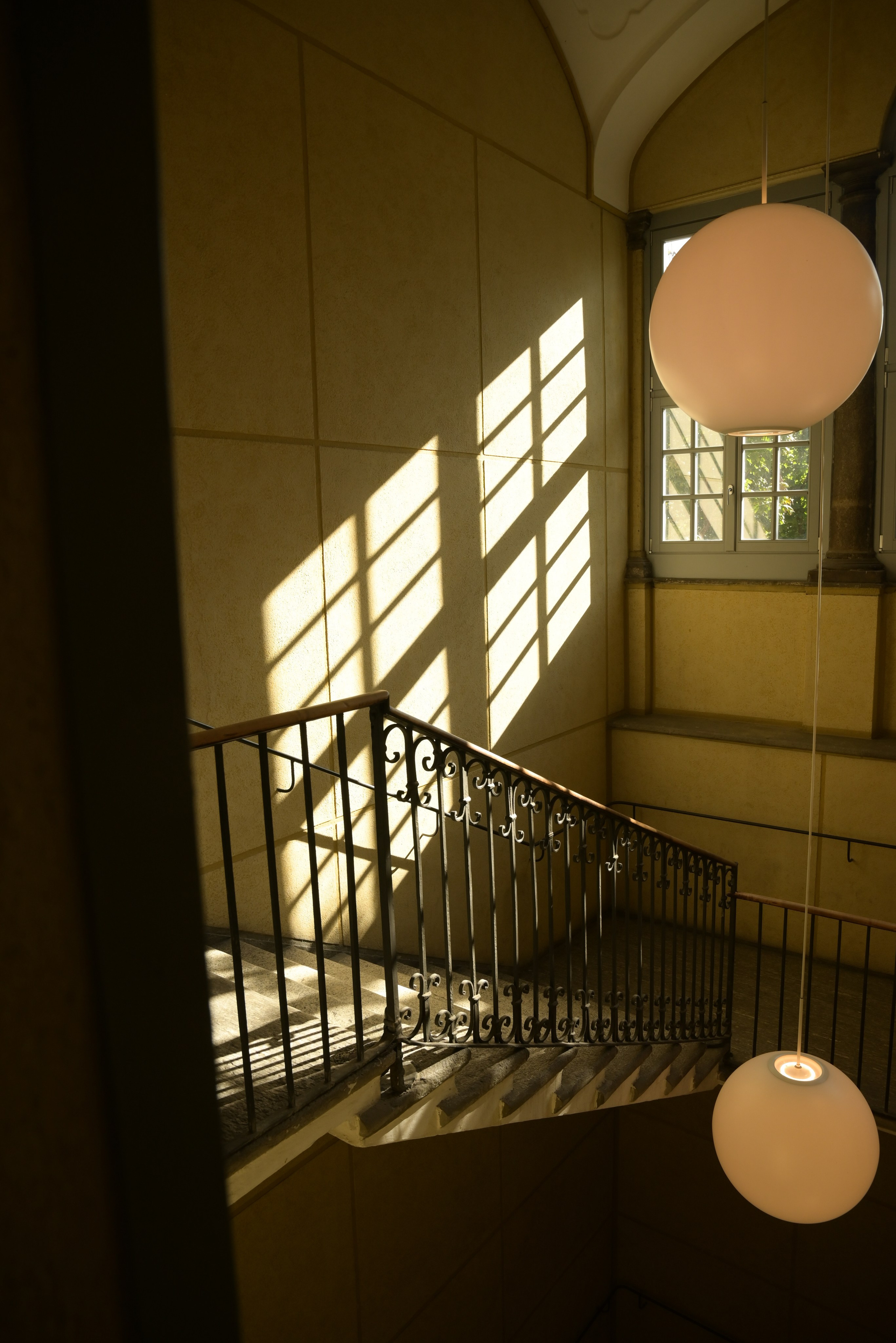 POLINA RITRATTO BUSINESS PSICOLOGO SPECIALIZZATO IN RELAZIONI