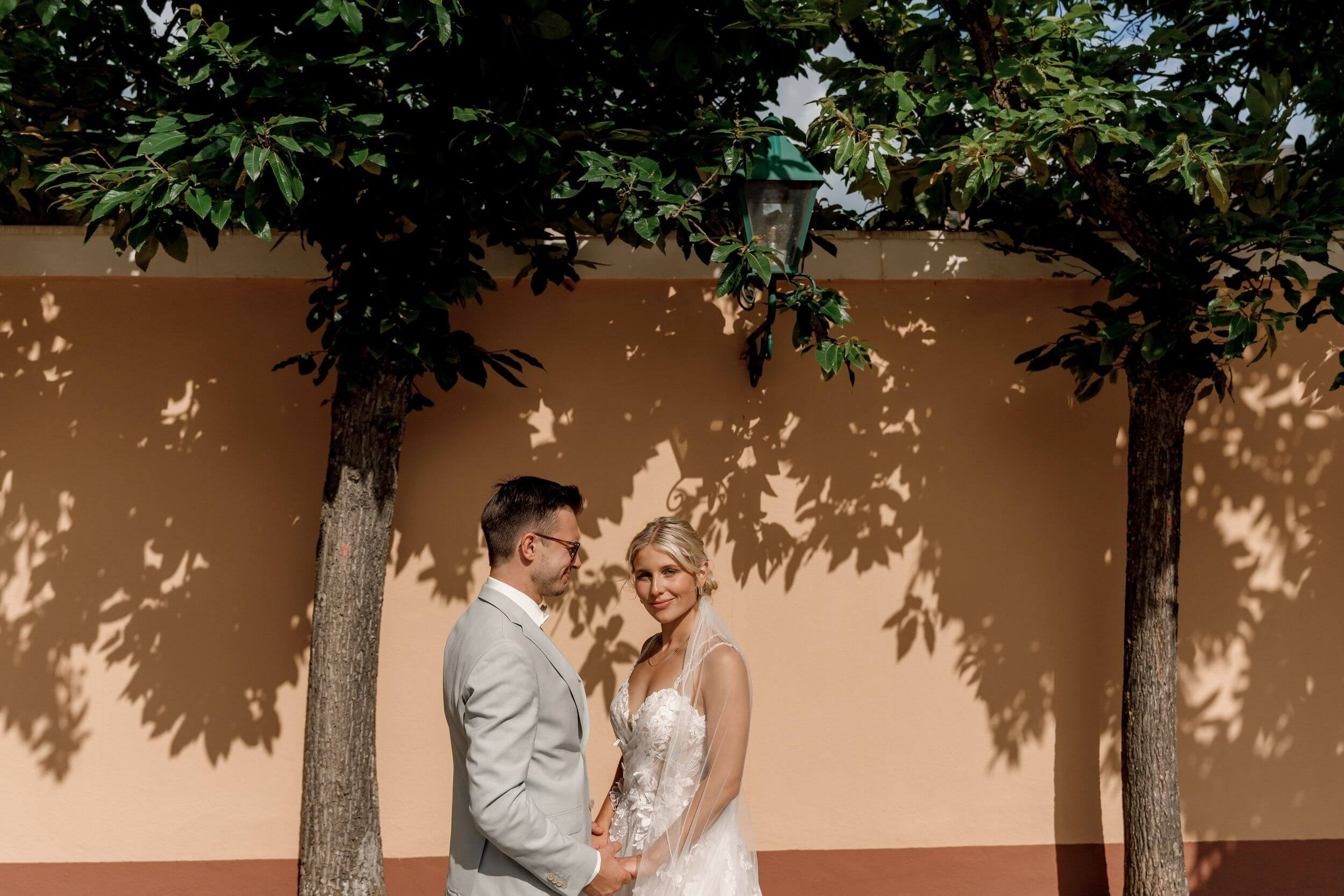 Church Wedding in Wiesbaden and Celebration at Brentanoscheune. Wedding photographer & videographer in Germany and Frankfurt | Denis Mirosnik