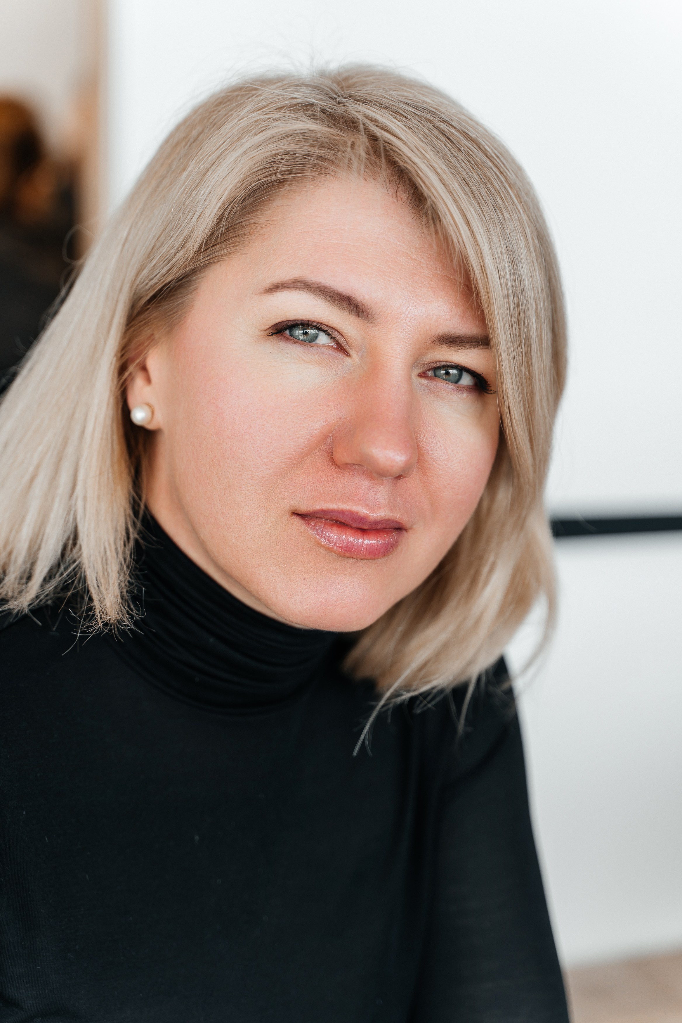 Headshot. Photographer in England Ekaterina Romanova