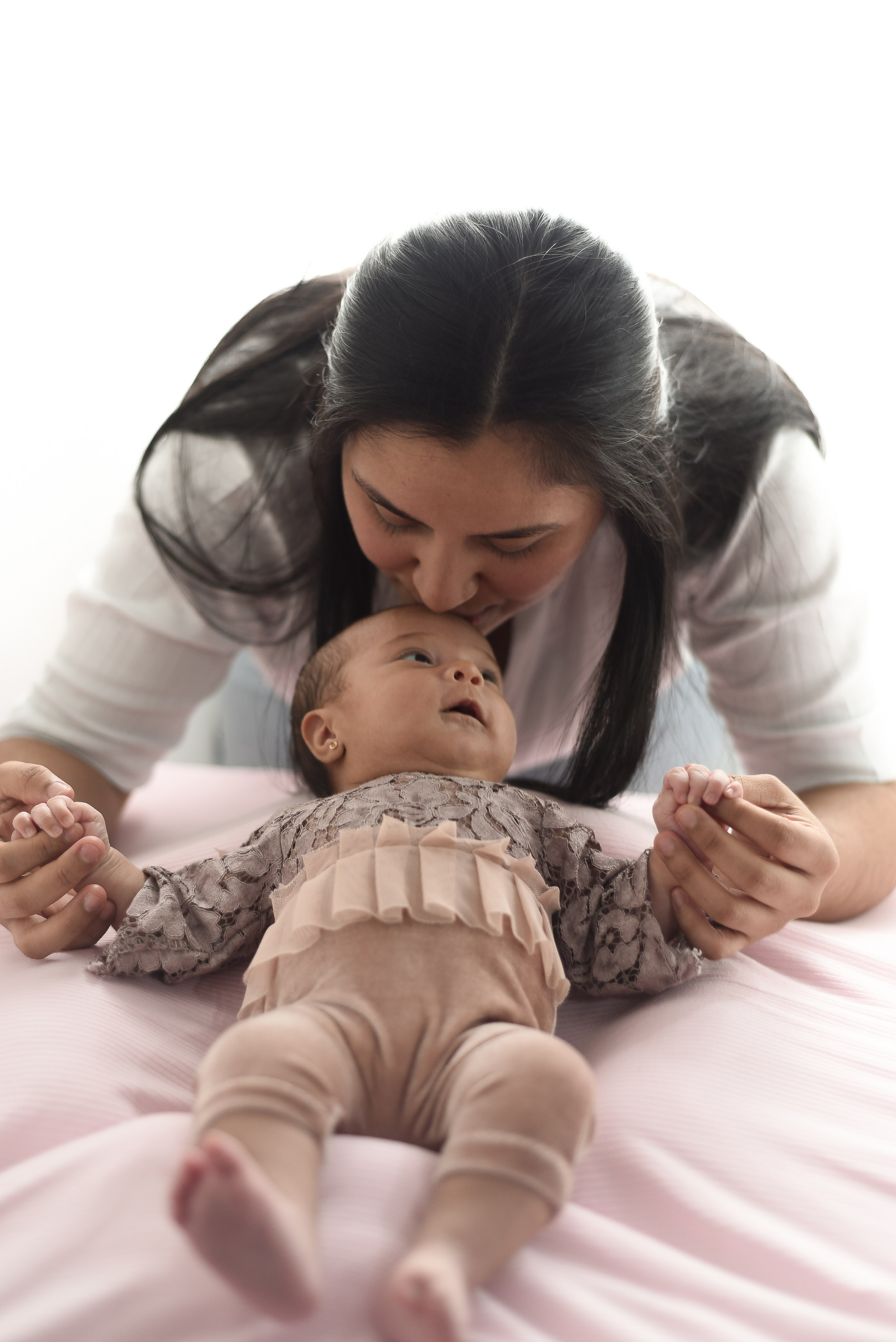 Sesión 1er mes de Cyntia. Fotografo de casamiento en misiones y fotógrafo de familia  Posadas
