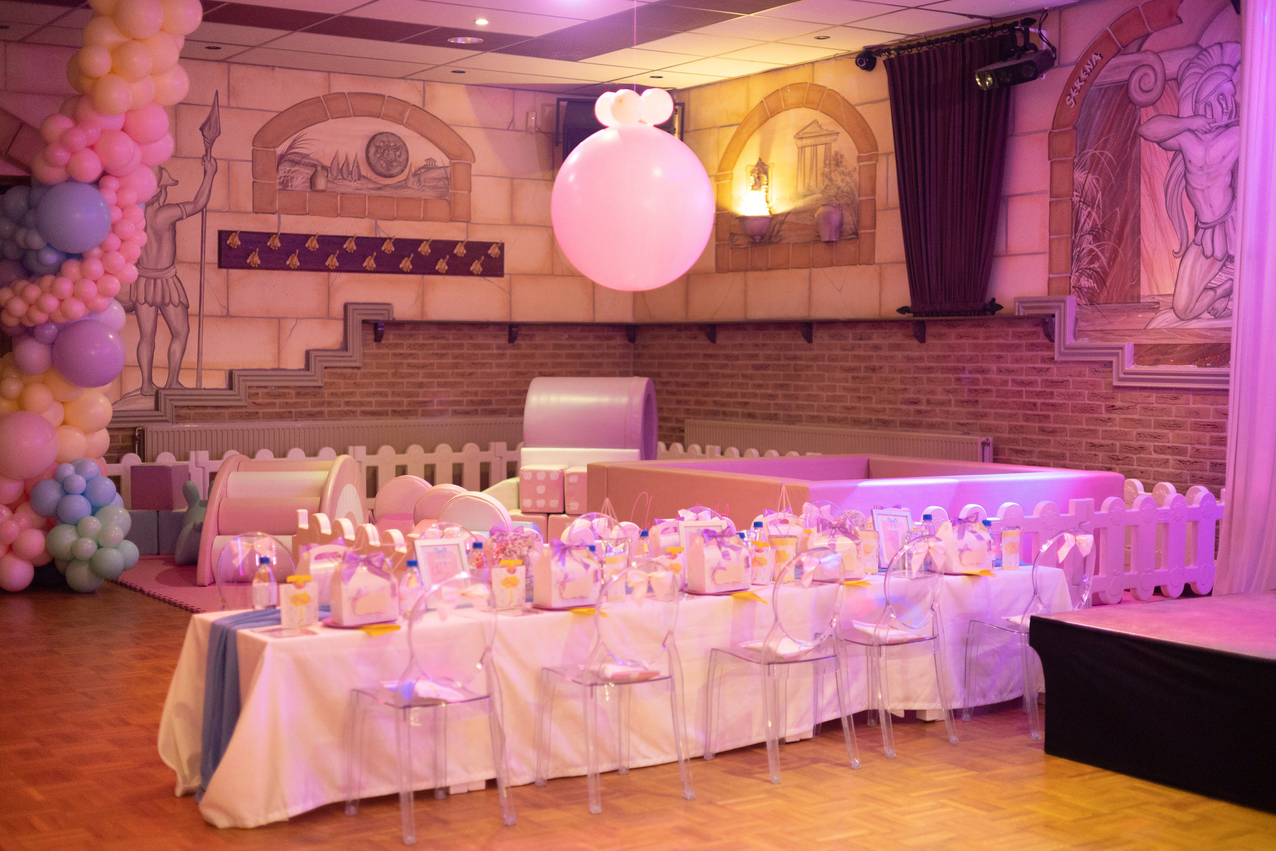 1 st Birthday. Portrait and Family Photographer in Netherlands