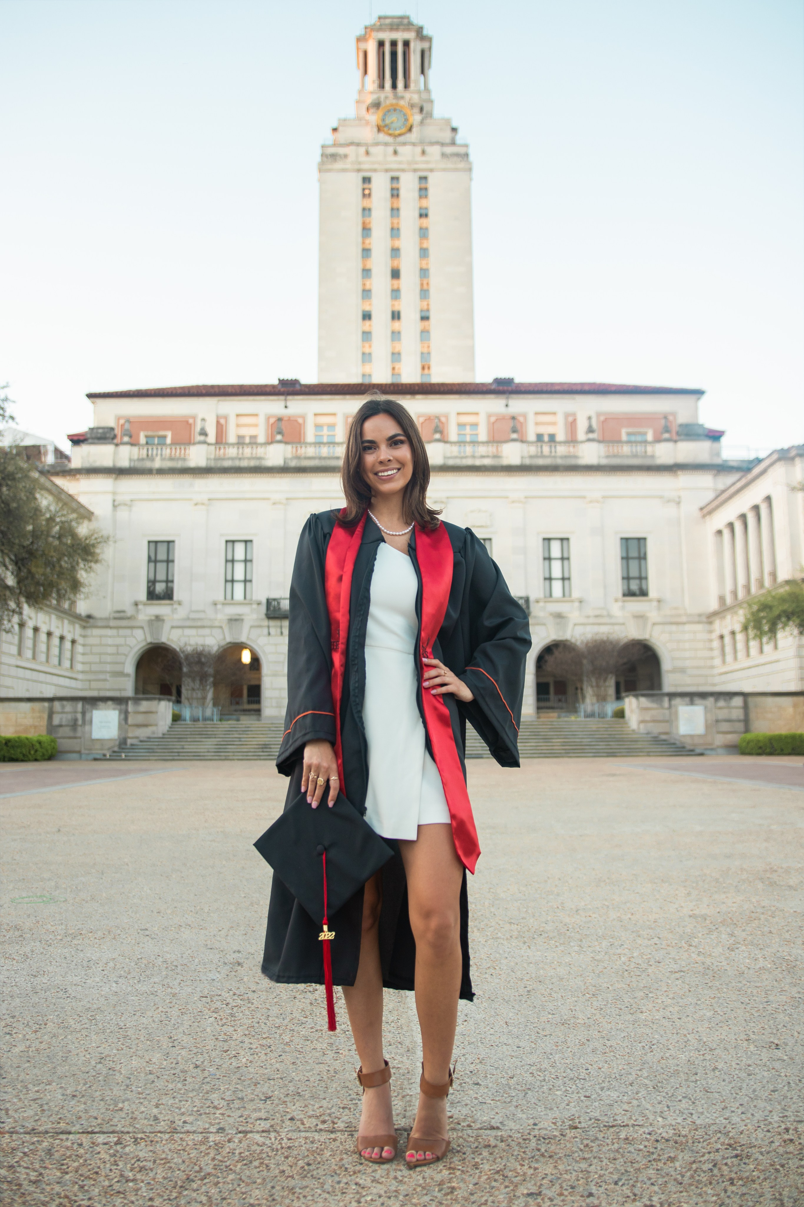 Mia’s senior photoshoot at the University of Texas Austin