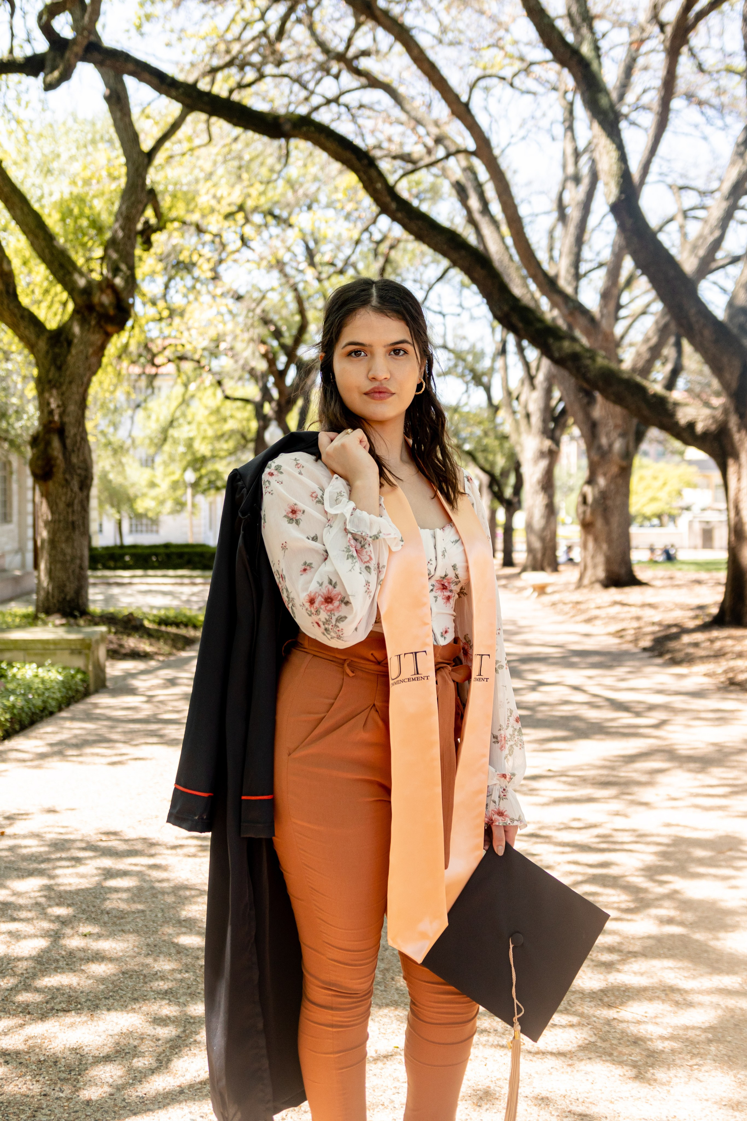 Noelia’s senior photoshoot at the University of Texas